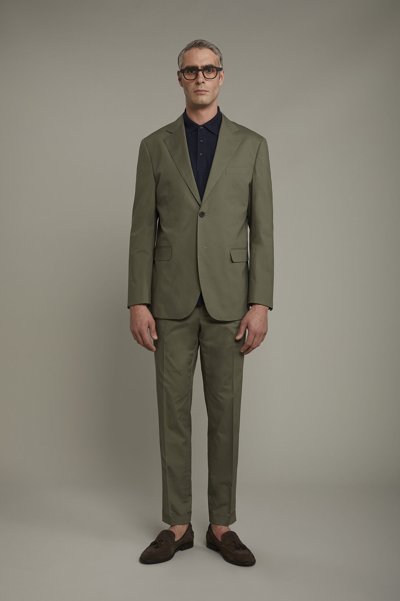 Single-breasted cotton regular fit solid color suit image number 2