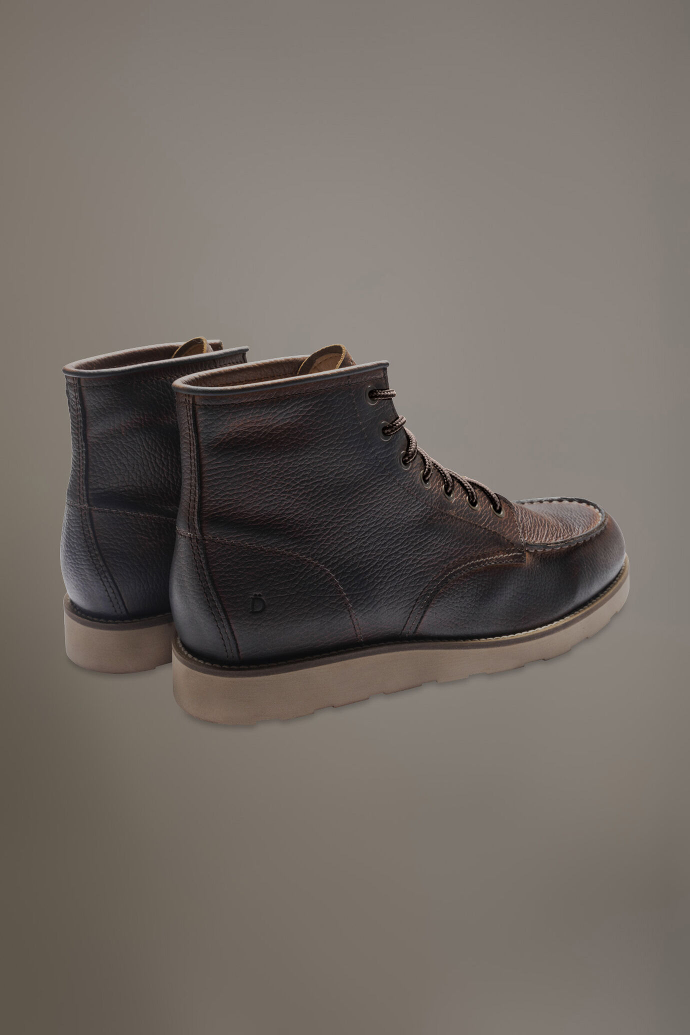 100% drummed leather boots with rubber sole image number 6