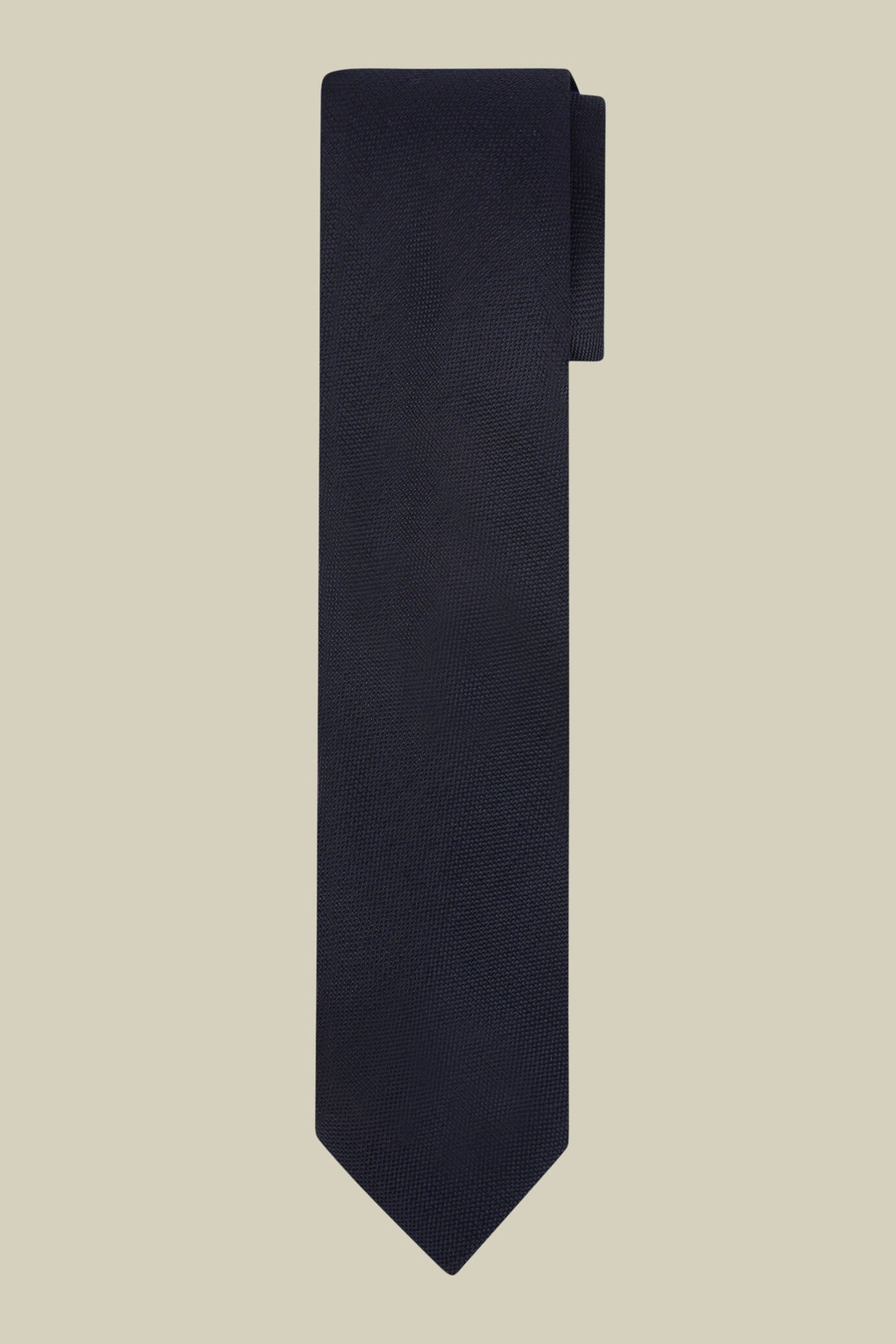 Men's plain tie in a bamboo blend Men's plain tie in a bamboo blend