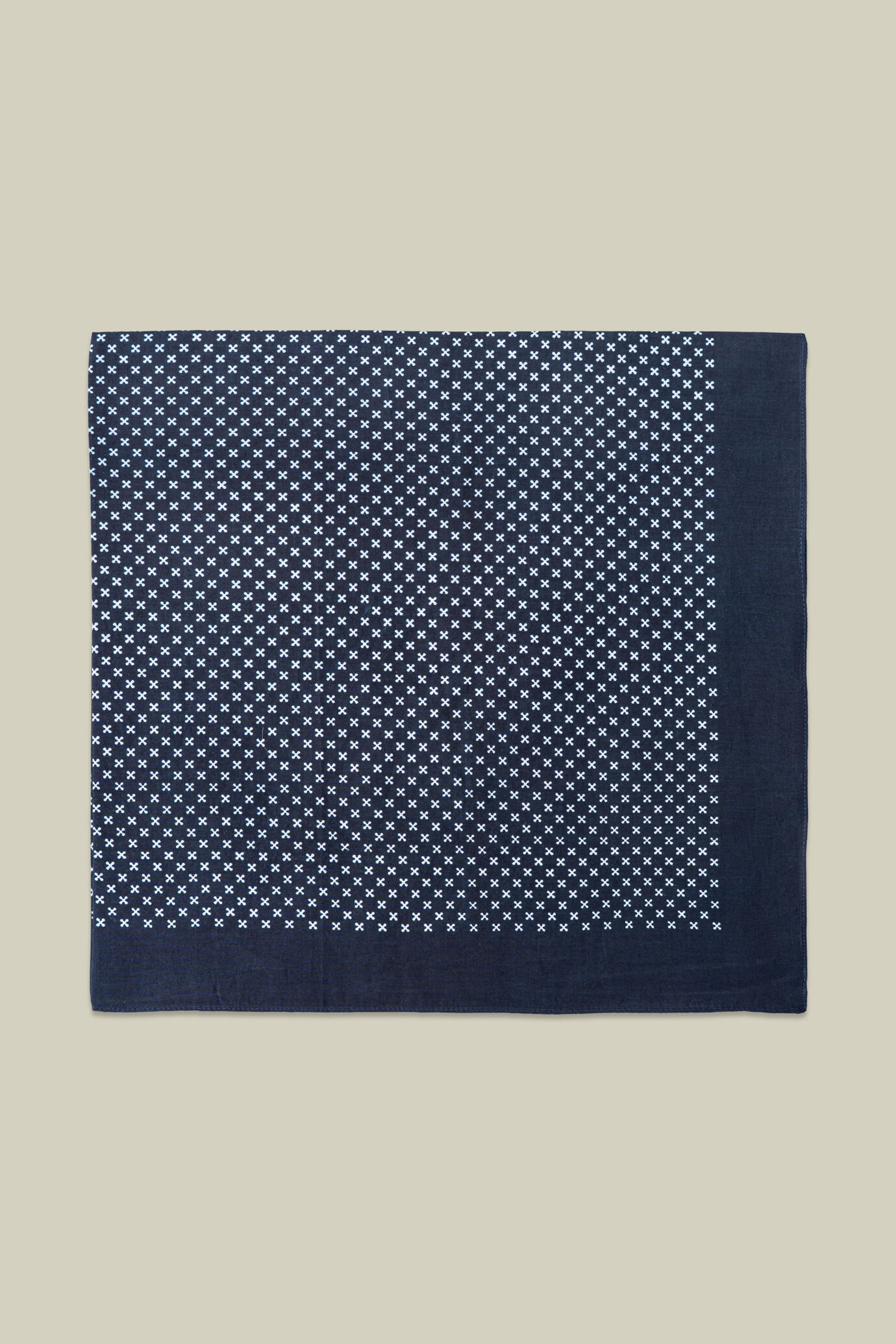 Men's 100% cotton micro pattern scarf image number 1