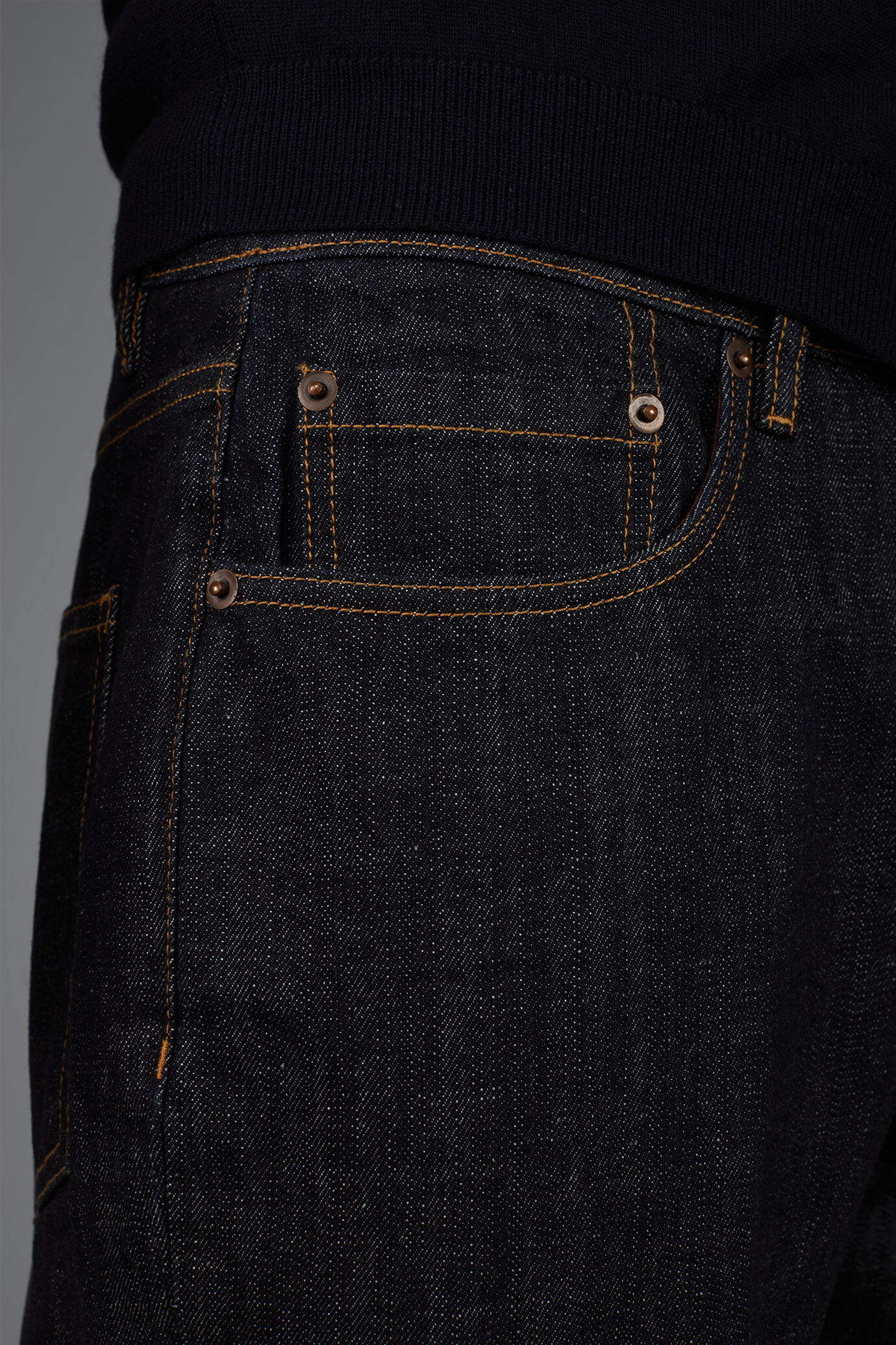 Men&rsquo;s 5 Pockets baggy-fit jeans 100% Cotton image number 2