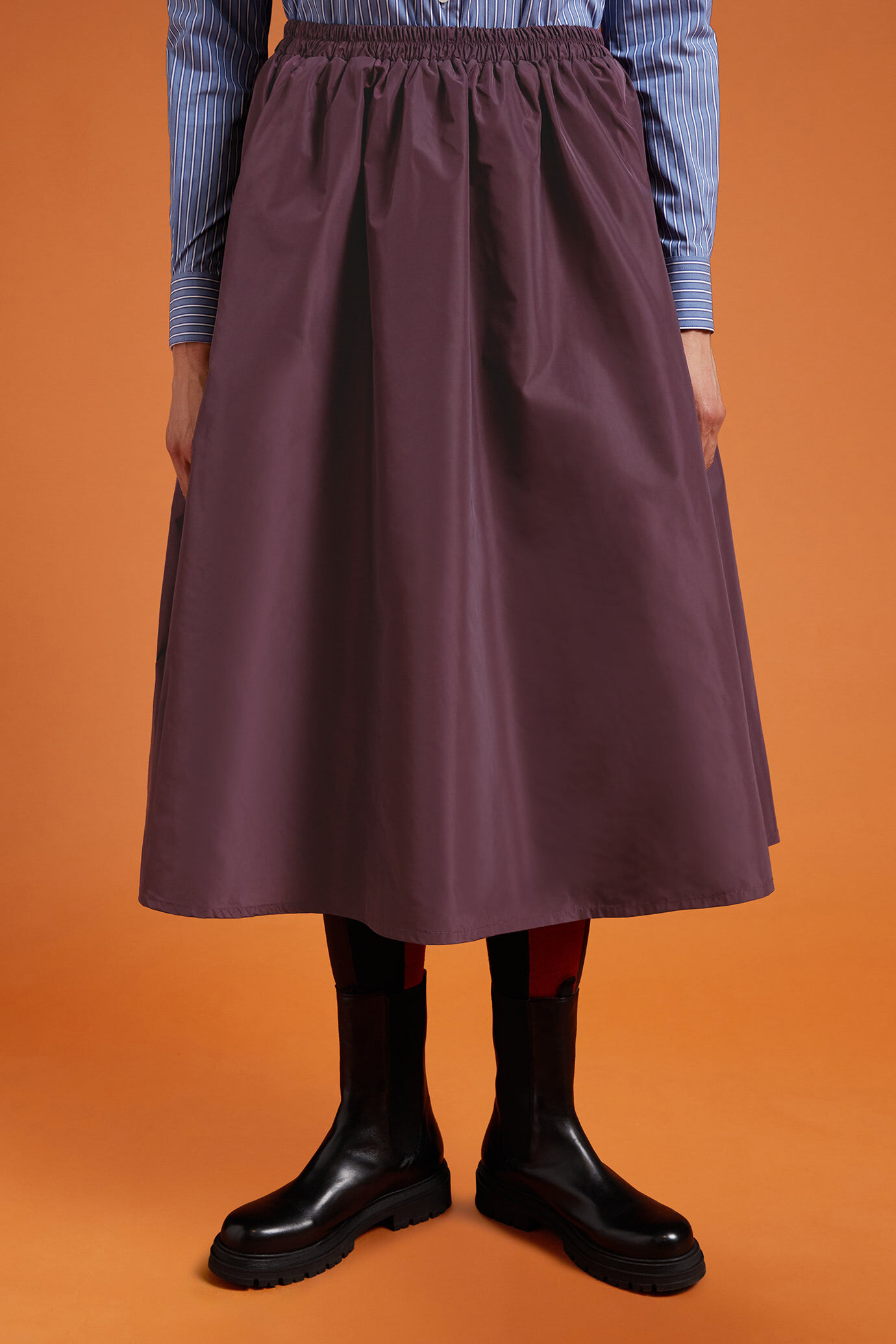 Gonna donna lunga a palloncino in taffet&agrave; tinta unita con elastico in vita regular fit image number 1