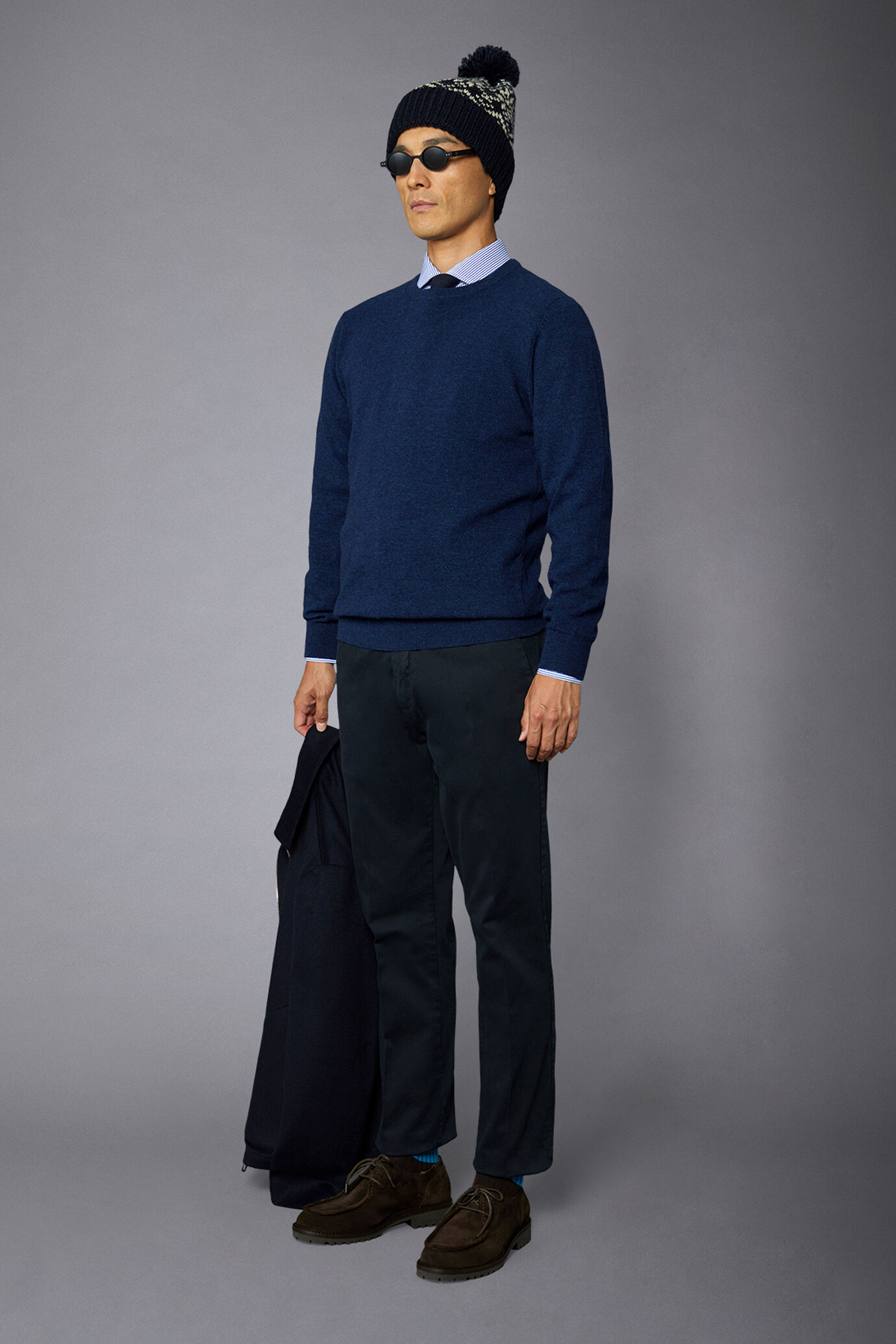 Men's crew neck wool blend lambswool regular fit sweater image number 0