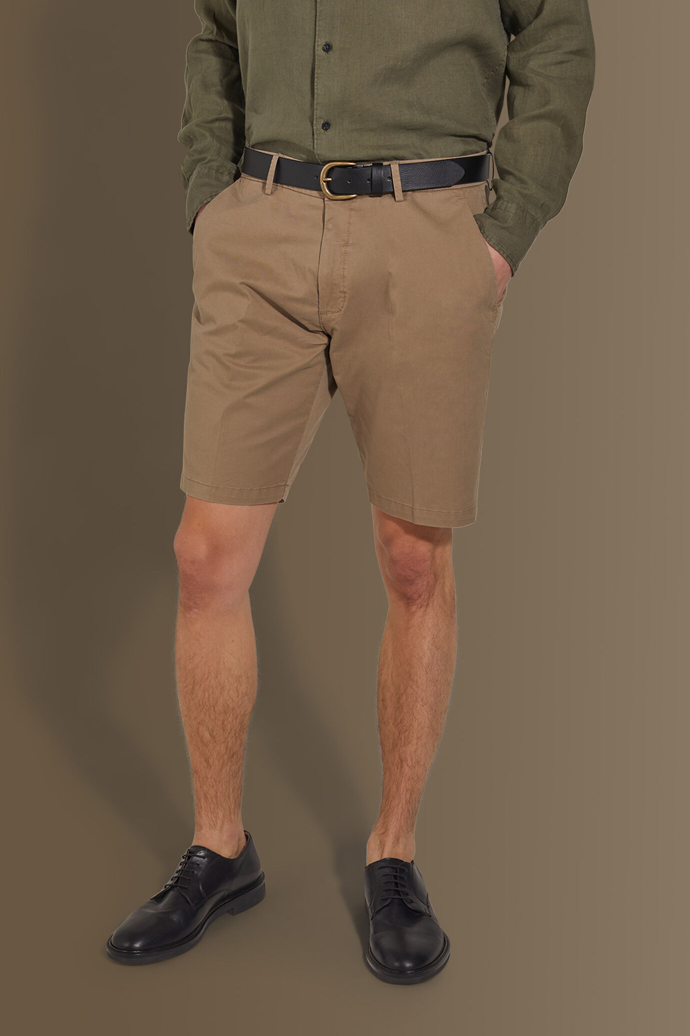 Bermuda uomo classico twill elasticizzato image number 1