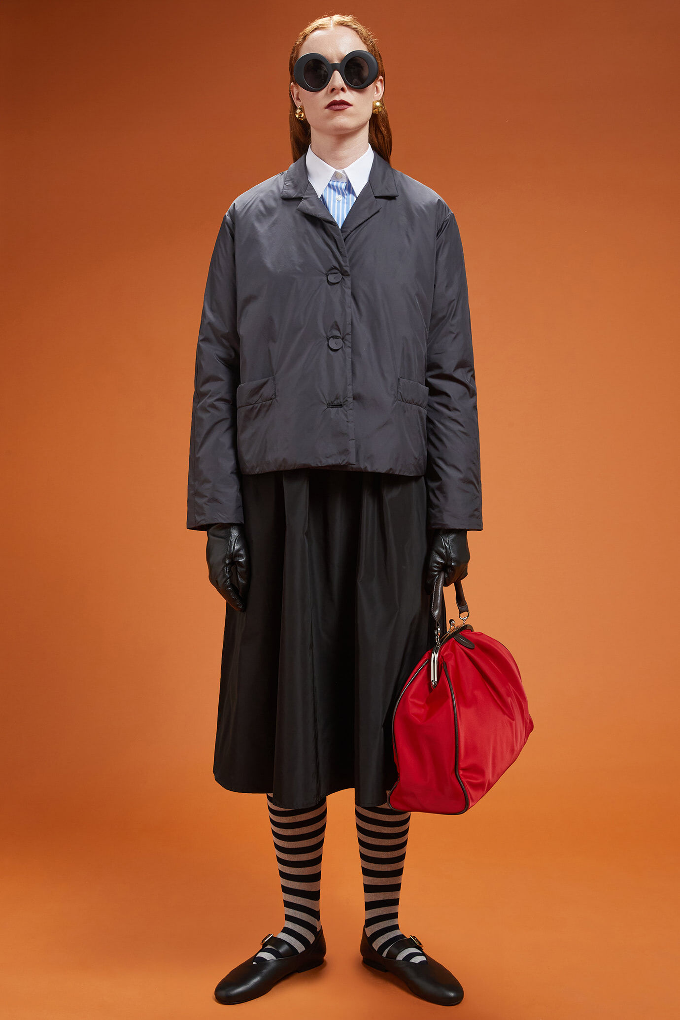 Blouson femme, court, à simple boutonnage, matelassé, coupe confort image number 1