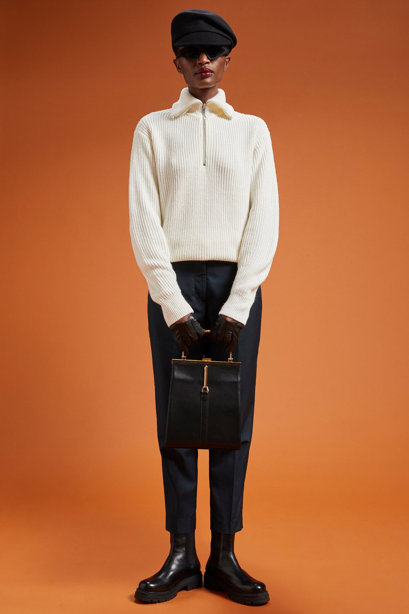 Women's knitted half-zip polo shirt in a regular fit image number 1