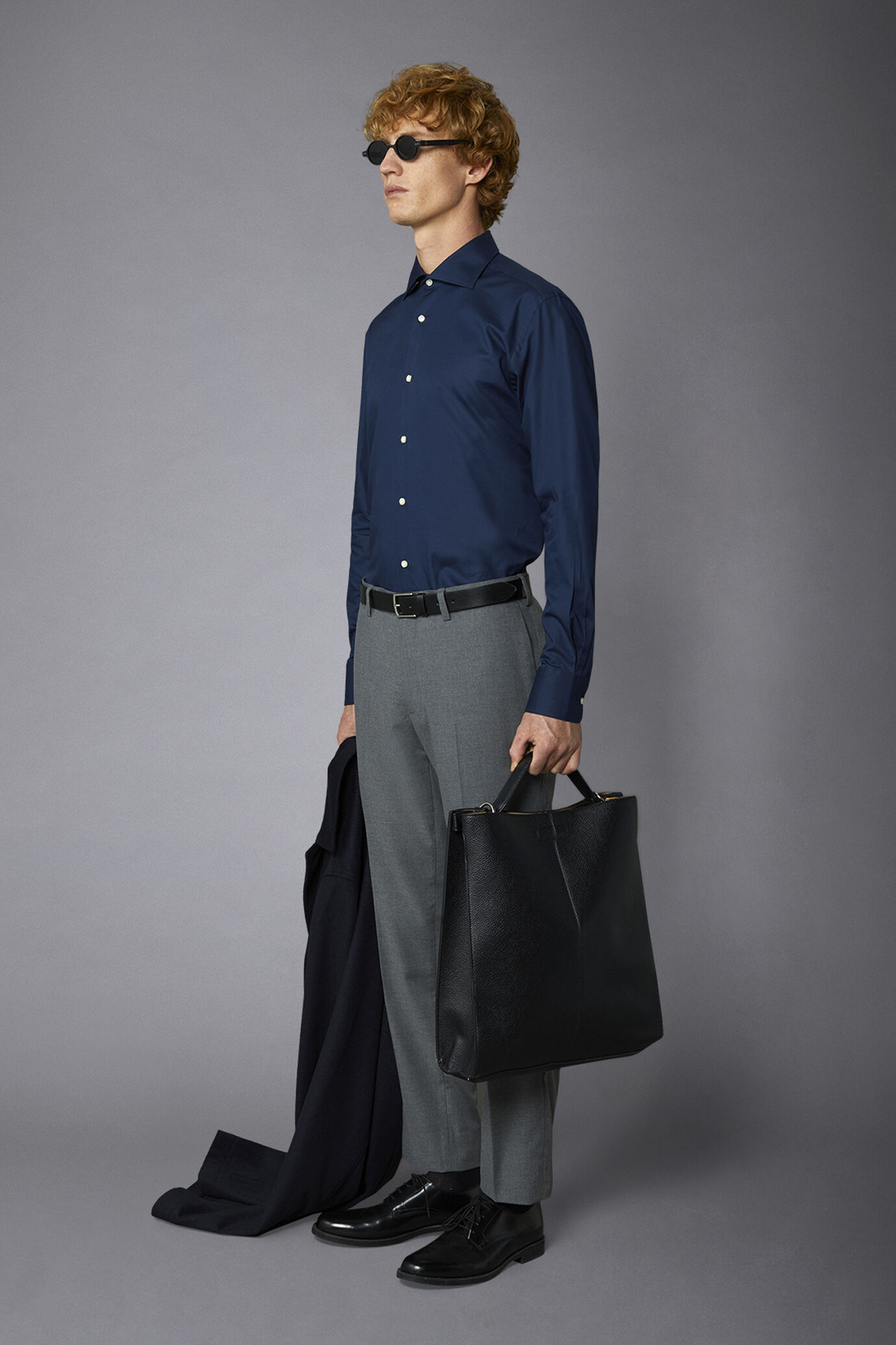 Chemise classique à col français, coupe régulière, tissu à chevrons image number 1