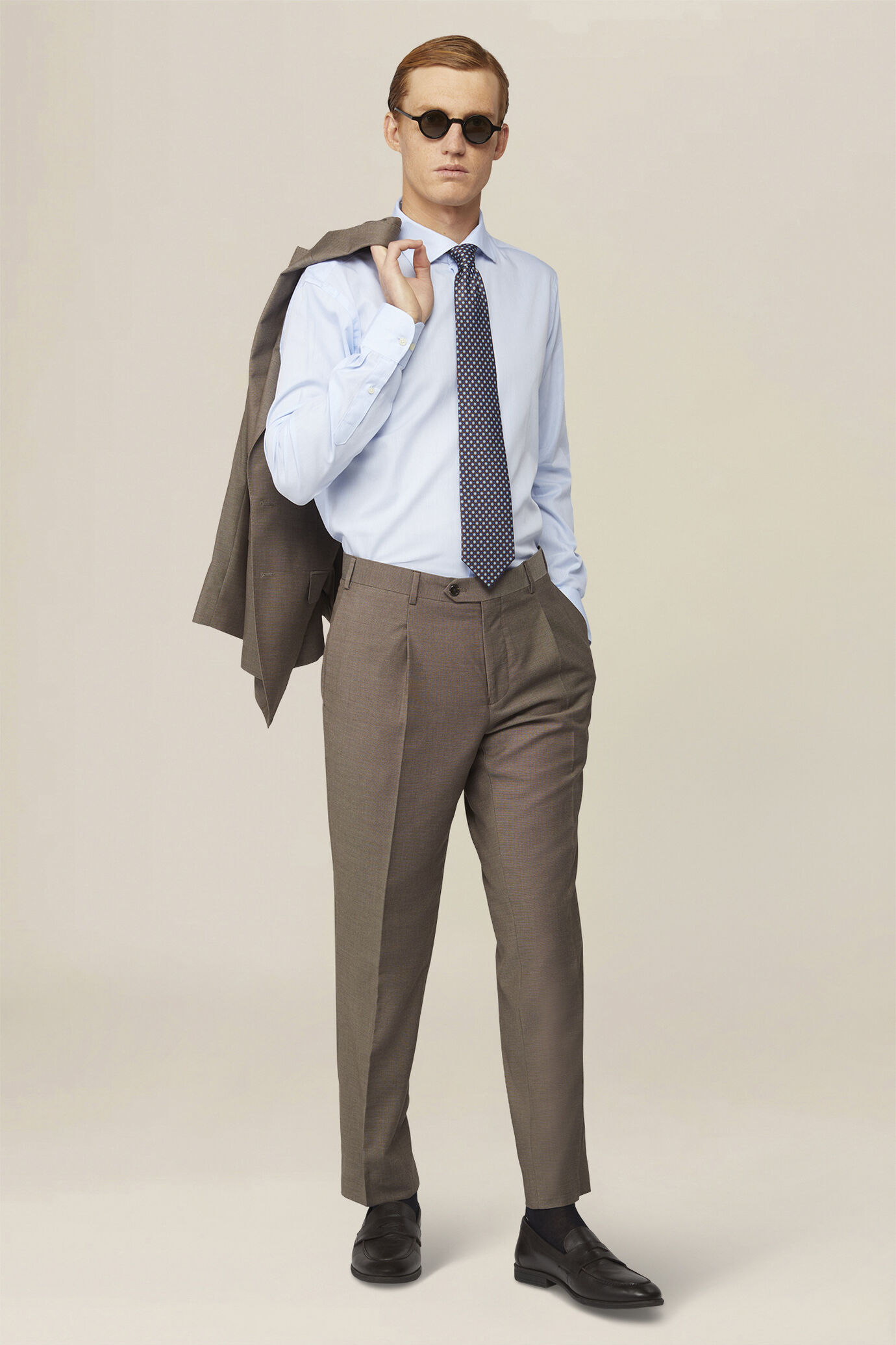 Camicia classica uomo 100% cotone collo francese tinta unita twill image number 1