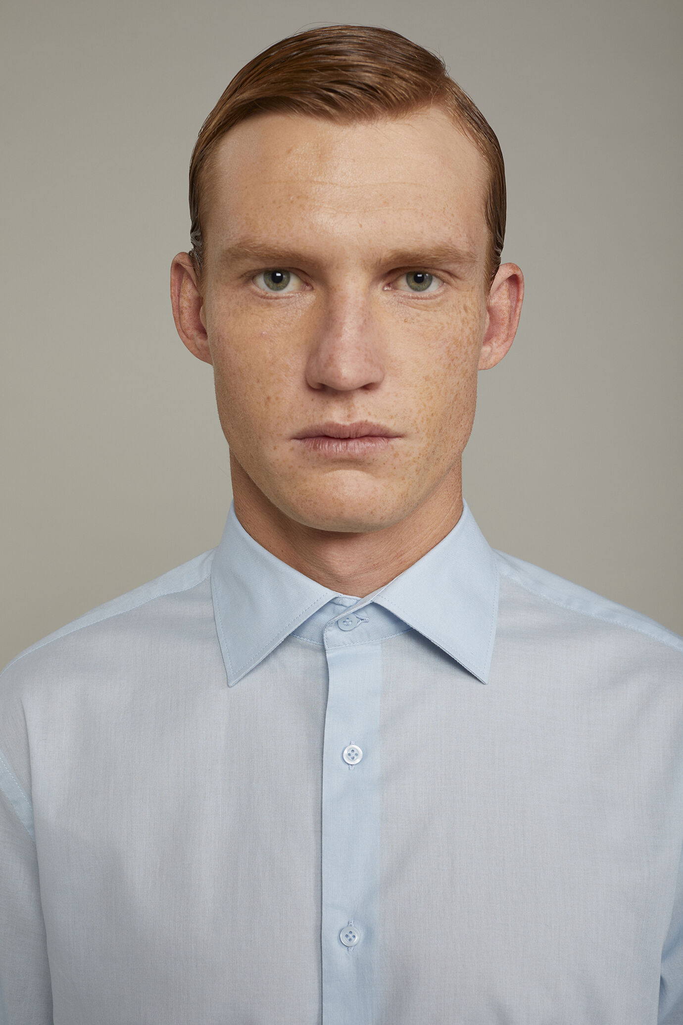 Men&rsquo;s Casual Shirt Classic Collar 100% Cotton Muslin Fabric Solid Color Comfort Fit image number 3