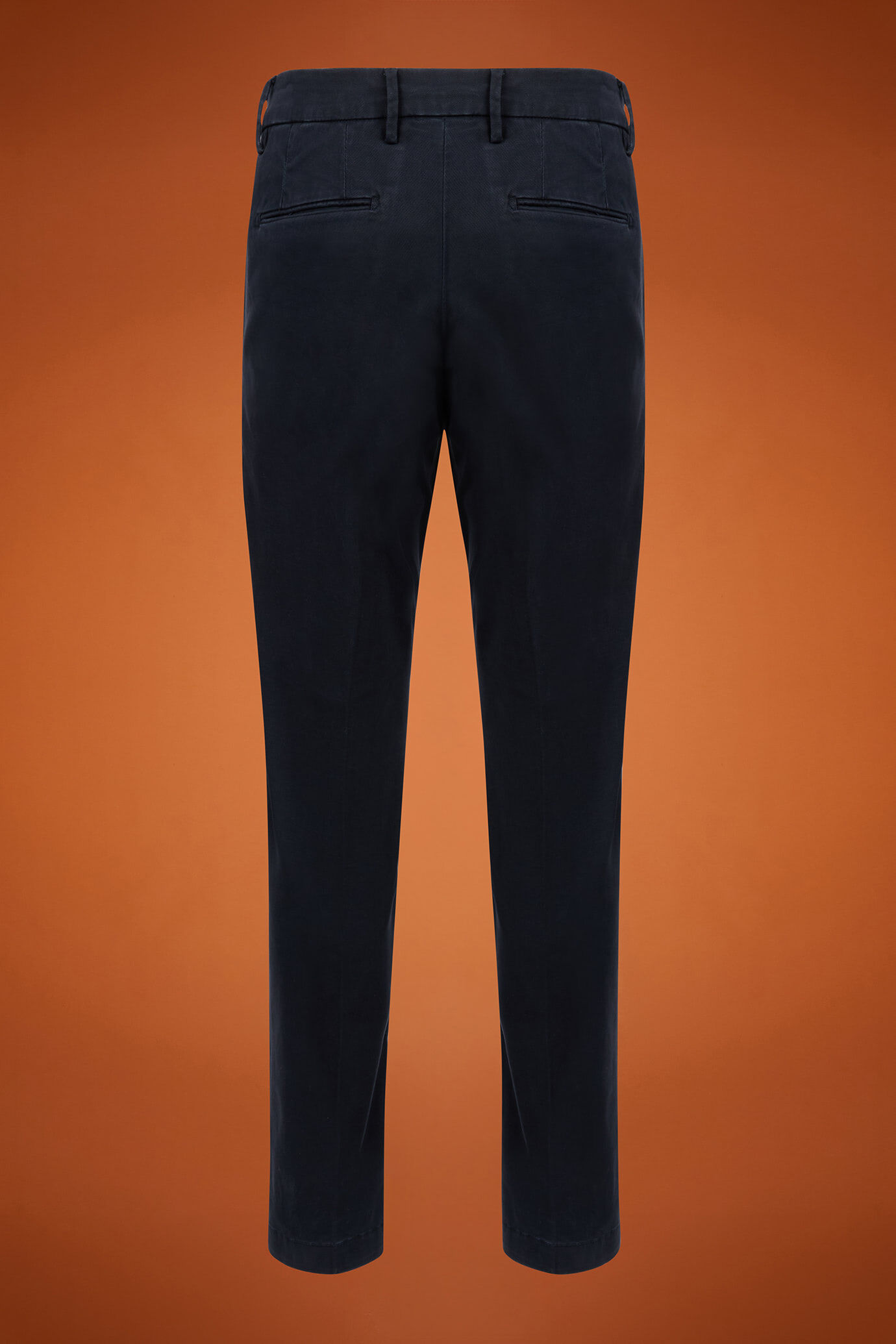 Pantalone classico uomo chino in twill regular fit image number 1