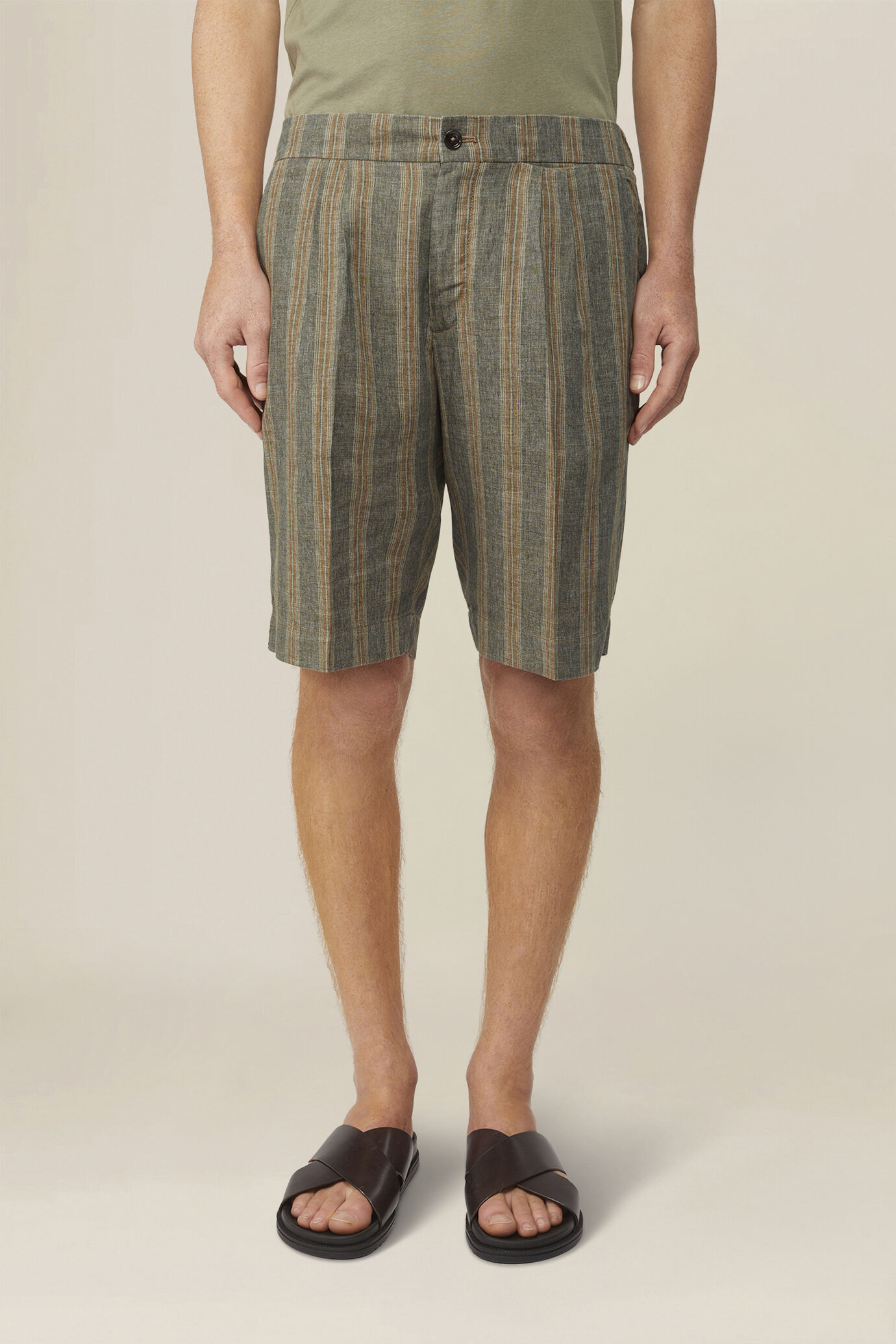 Bermuda homme en lin m&eacute;lang&eacute;, coupe classique image number 1