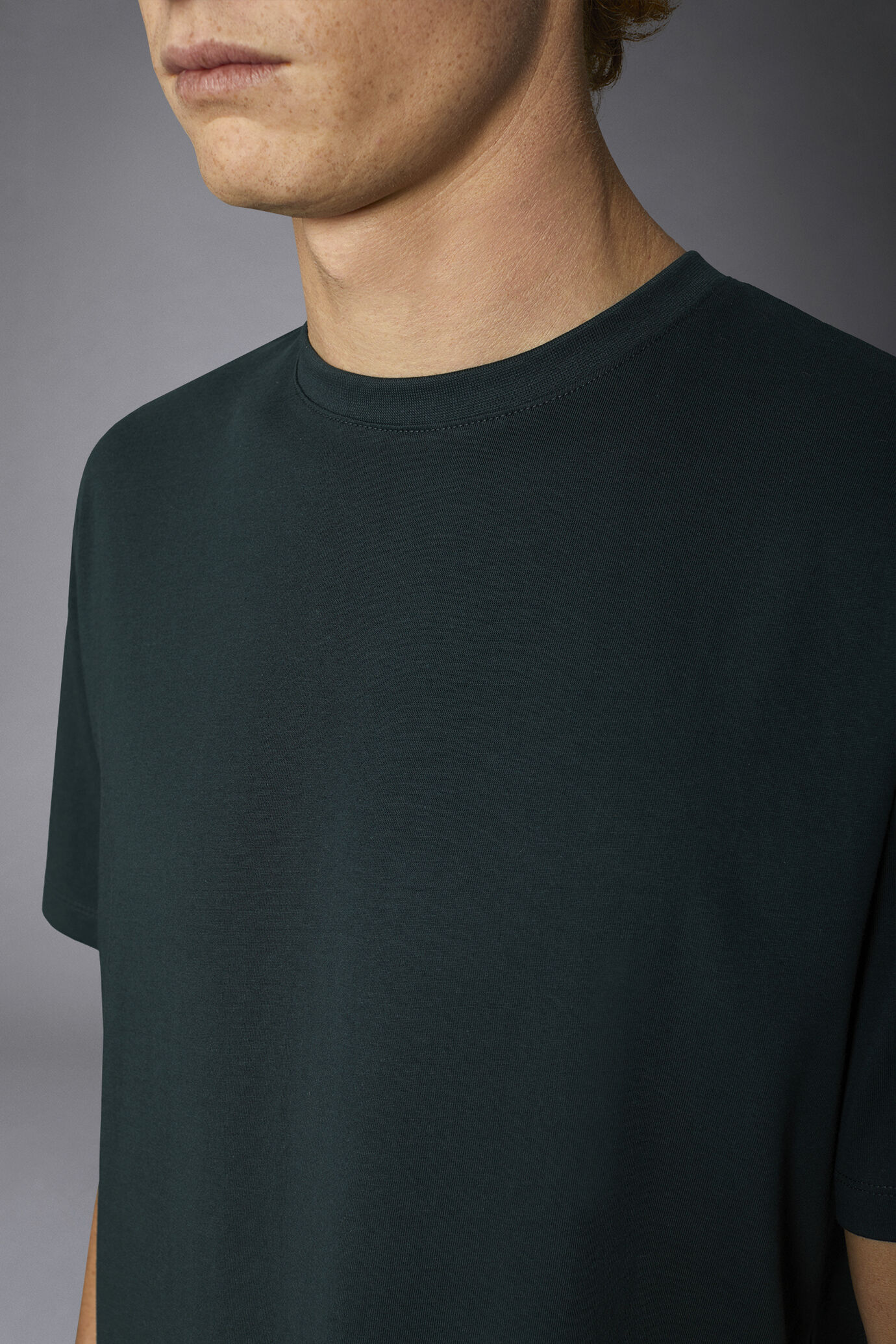 T-shirt uomo girocollo puro cotone maniche corte image number 3