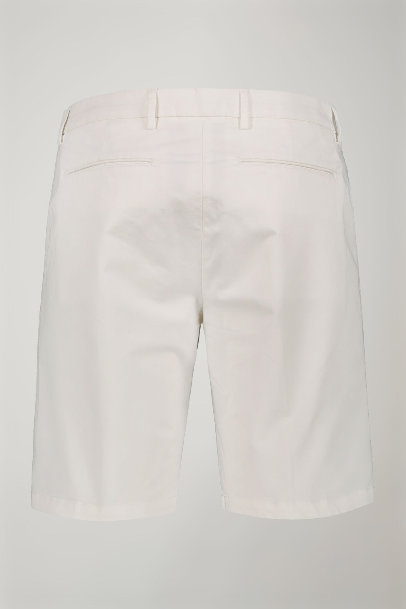 Men's Bermuda shorts classic twill construction regular fit image number 5