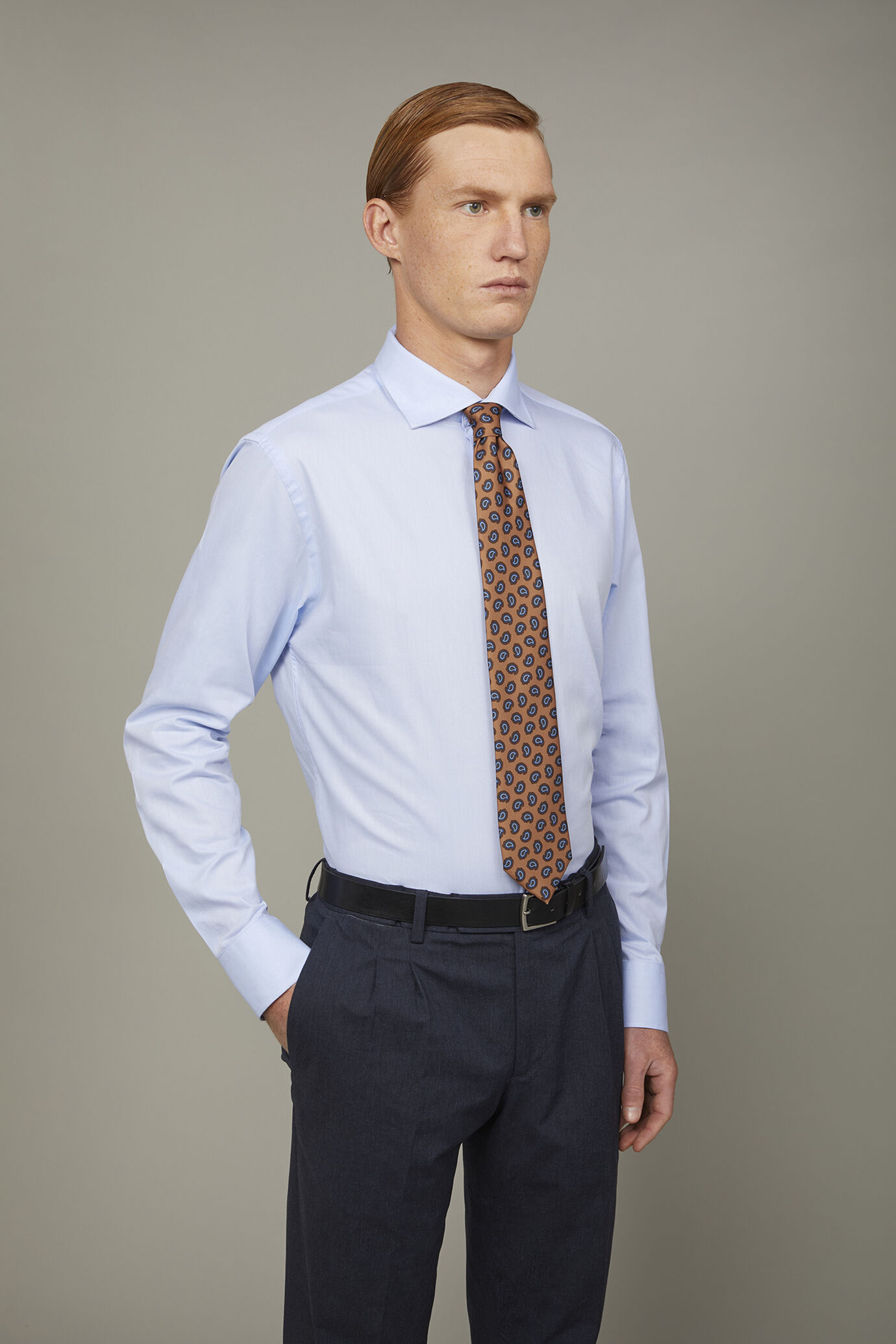 French collar classic shirt twill construction