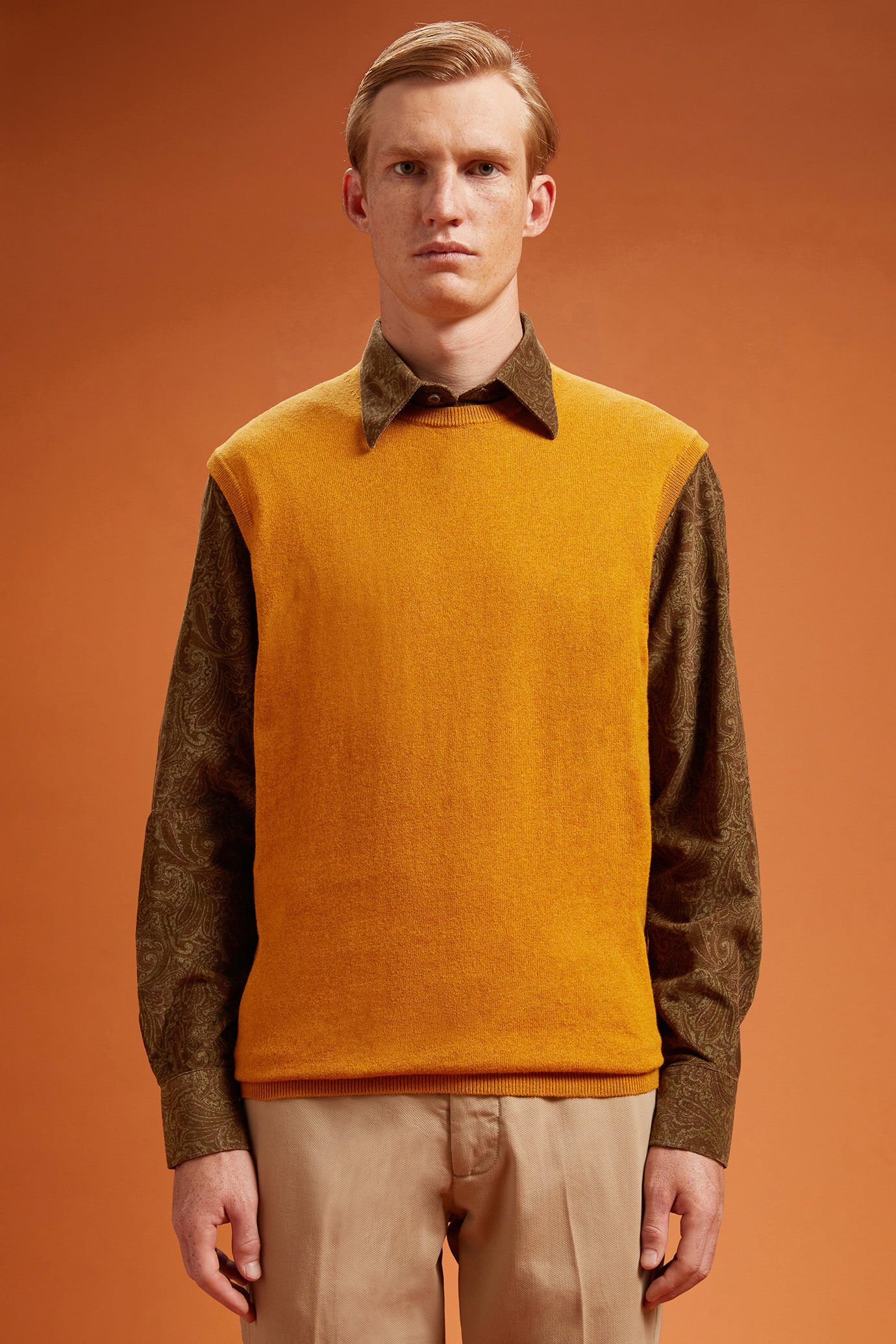 Men's regular fit crew neck tank top in wool and cotton image number 0