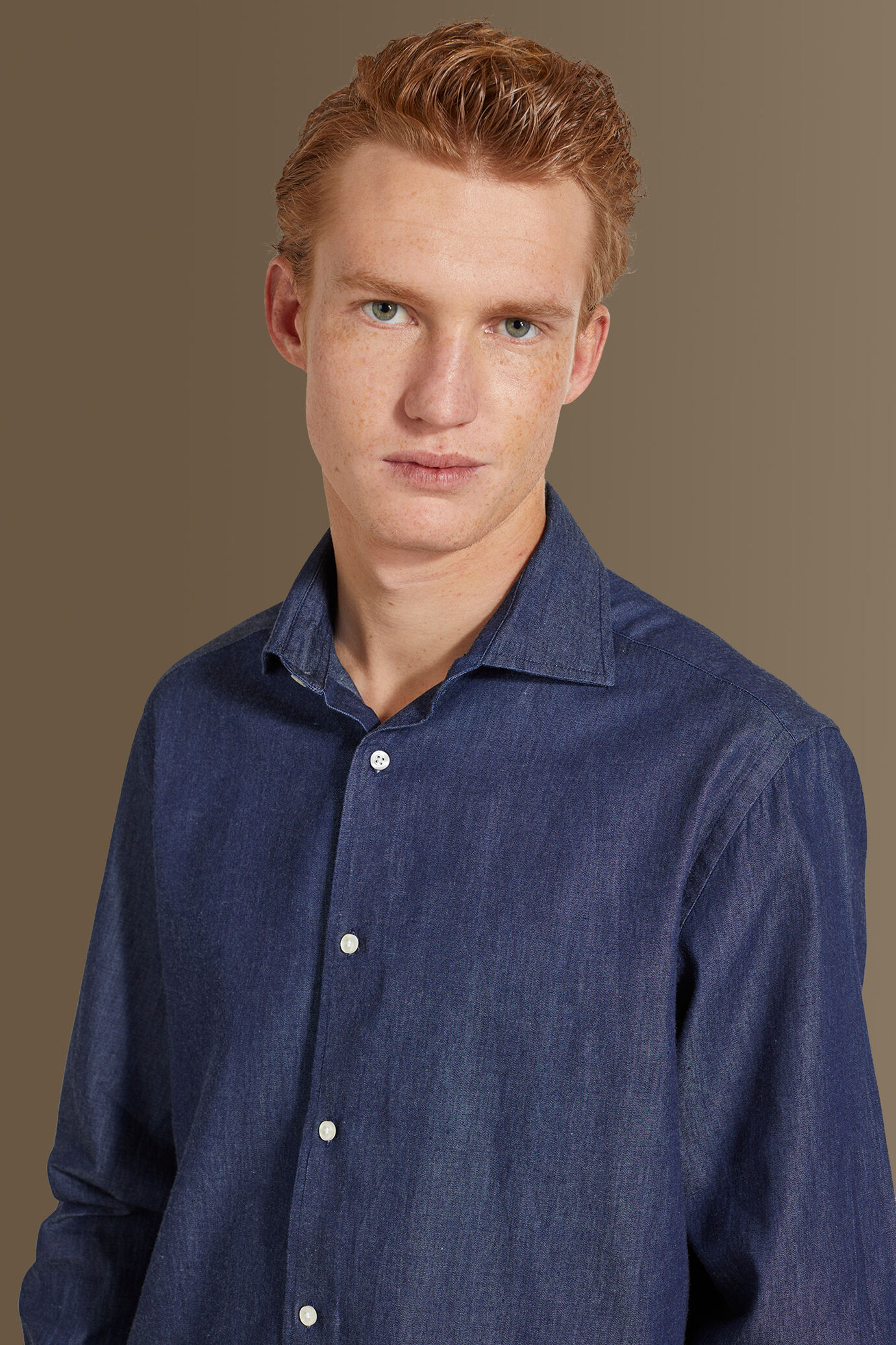 Camicia casual uomo collo francese tessuto jeans image number 1