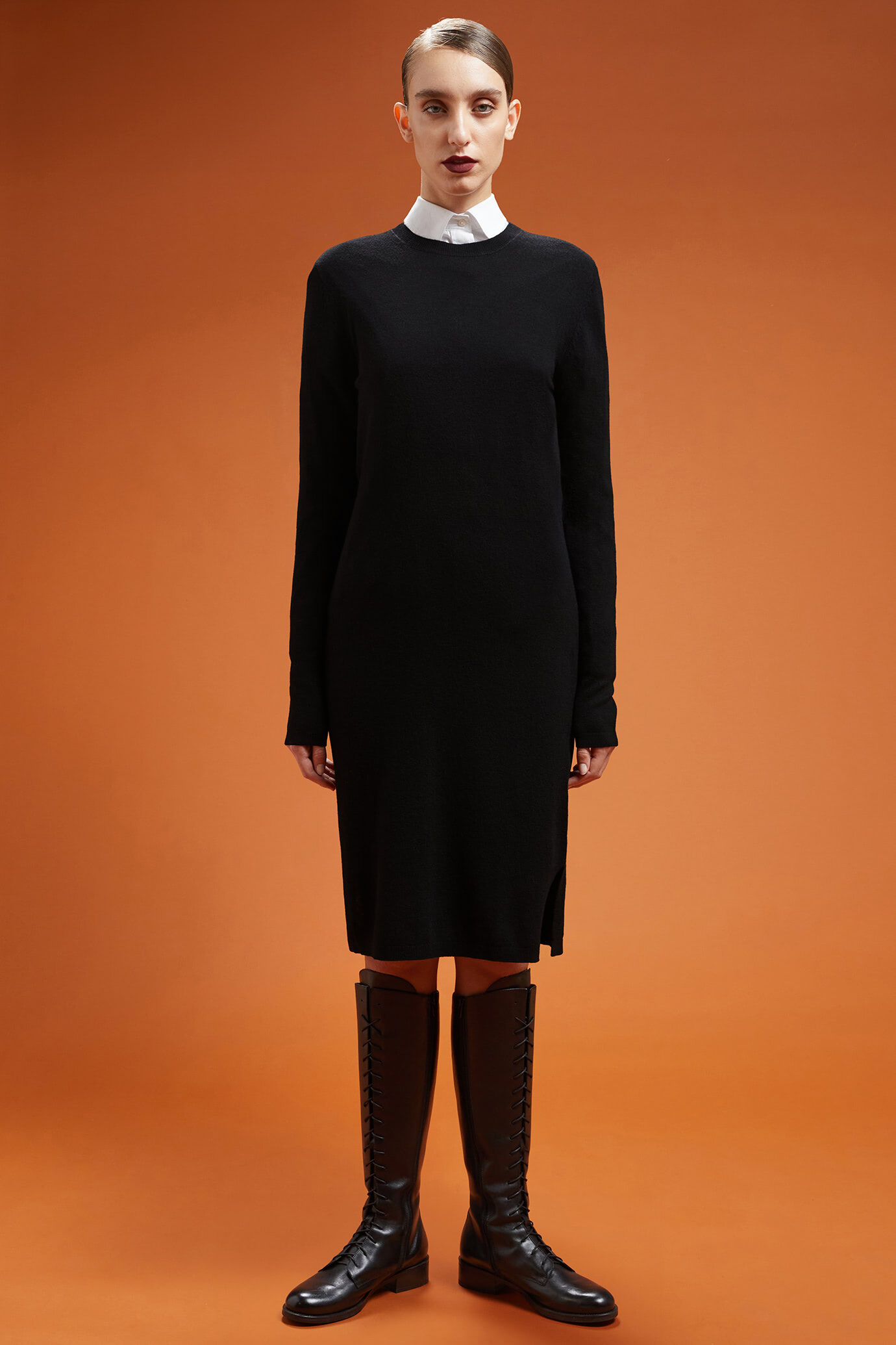 Women's regular fit crew neck knitted dress with side slits image number 0