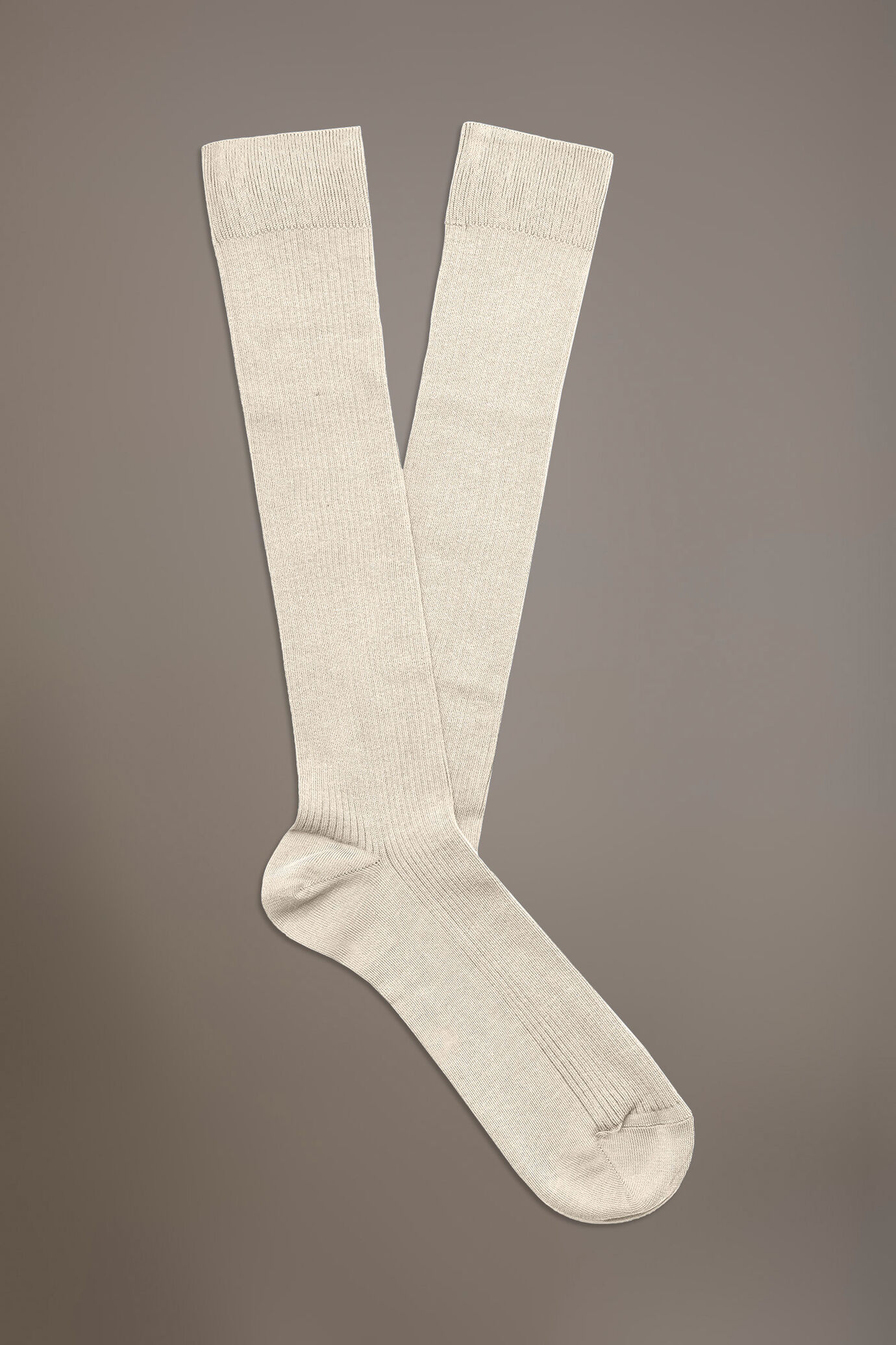 Chaussettes longues en maille c&ocirc;tel&eacute;e Made in Italy image number 0