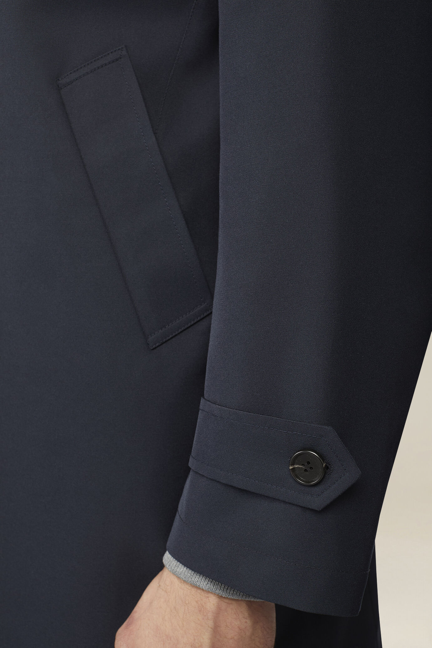 Impermeabile uomo in tessuto tecnico waterproof regular fit image number 3