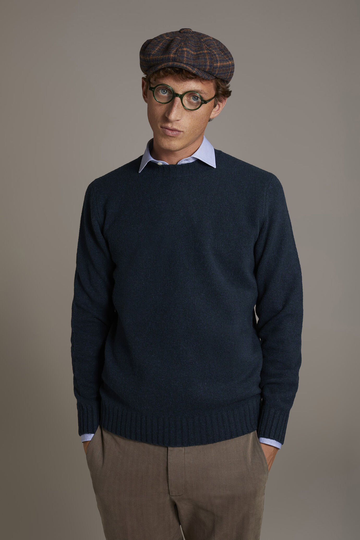 Lambswool blend round neck sweater