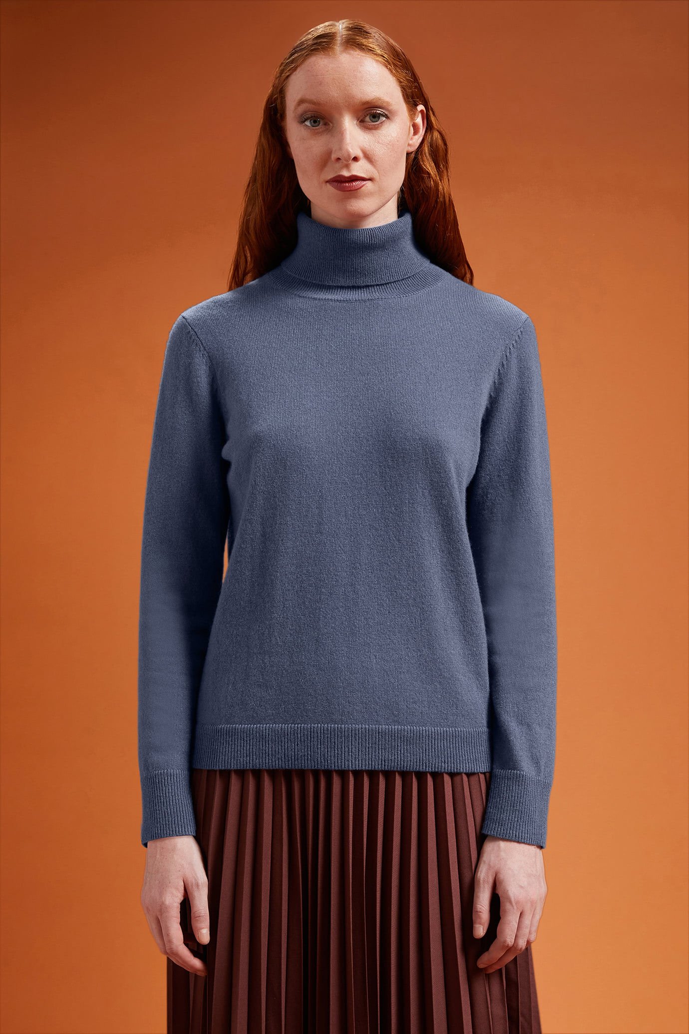 Hoch geschlossenre Damen-Pullover aus 100 % Kaschmir in normaler Passform