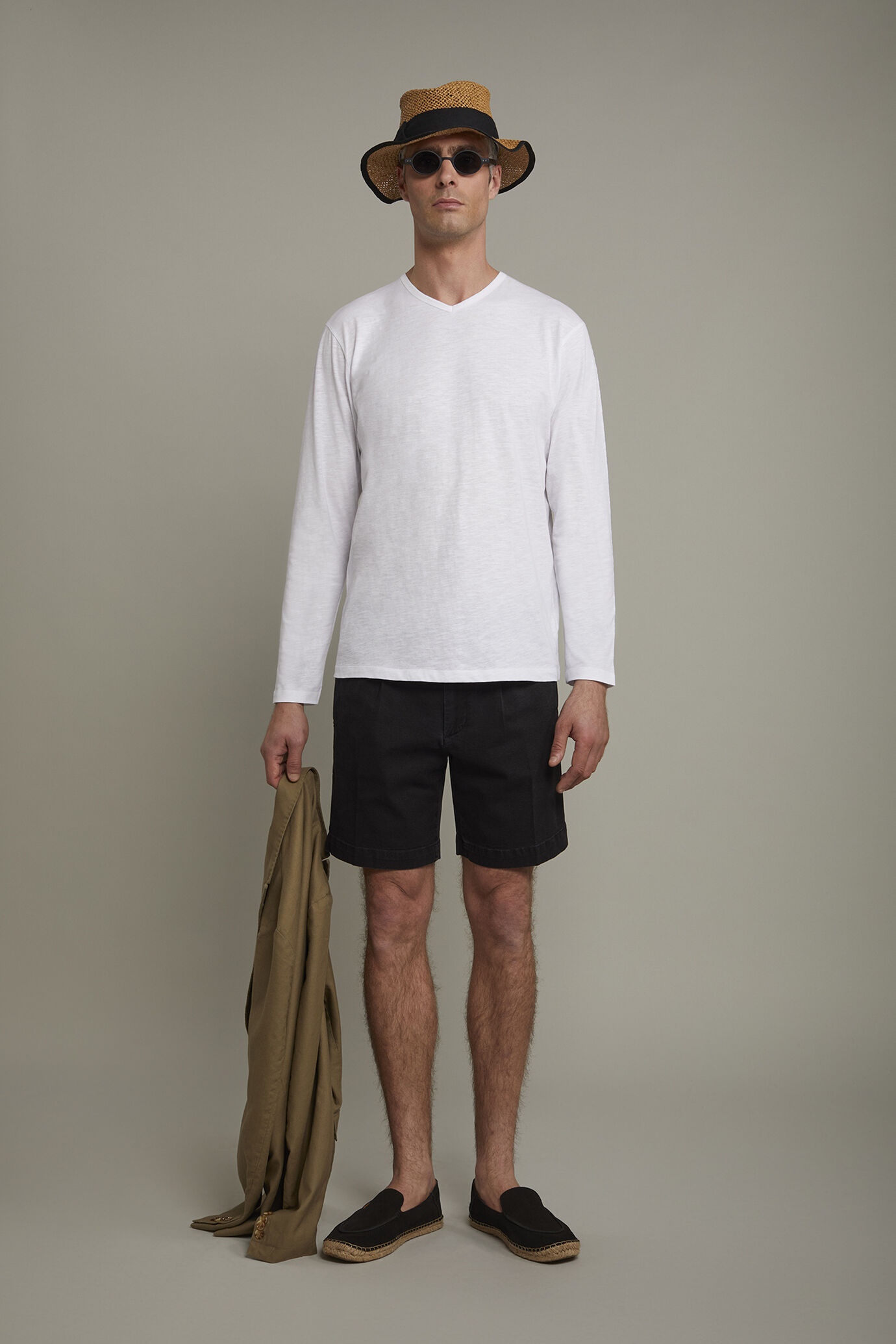 T-shirt homme à col V et manches longues en 100 % coton effet flammé coupe régulière image number 0