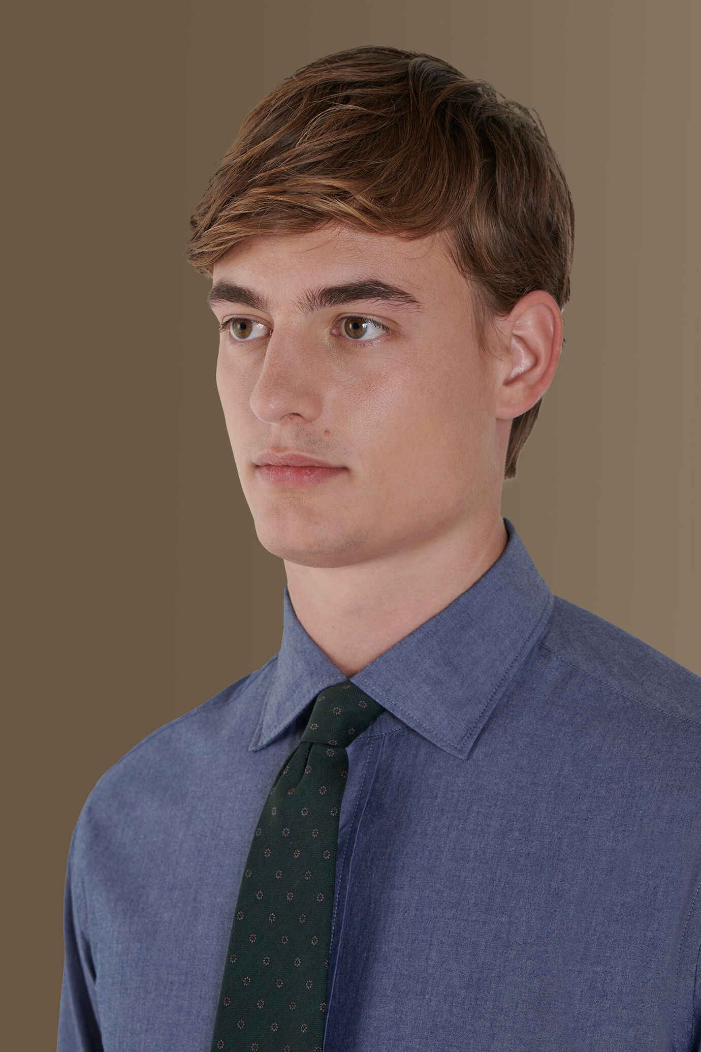 Camicia casual collo francese tessuto chambray uomo image number 1