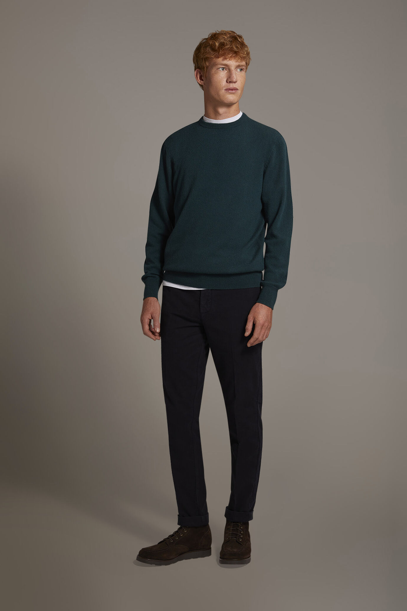 Regular fit chino trousers in moleskin fabric image number 1