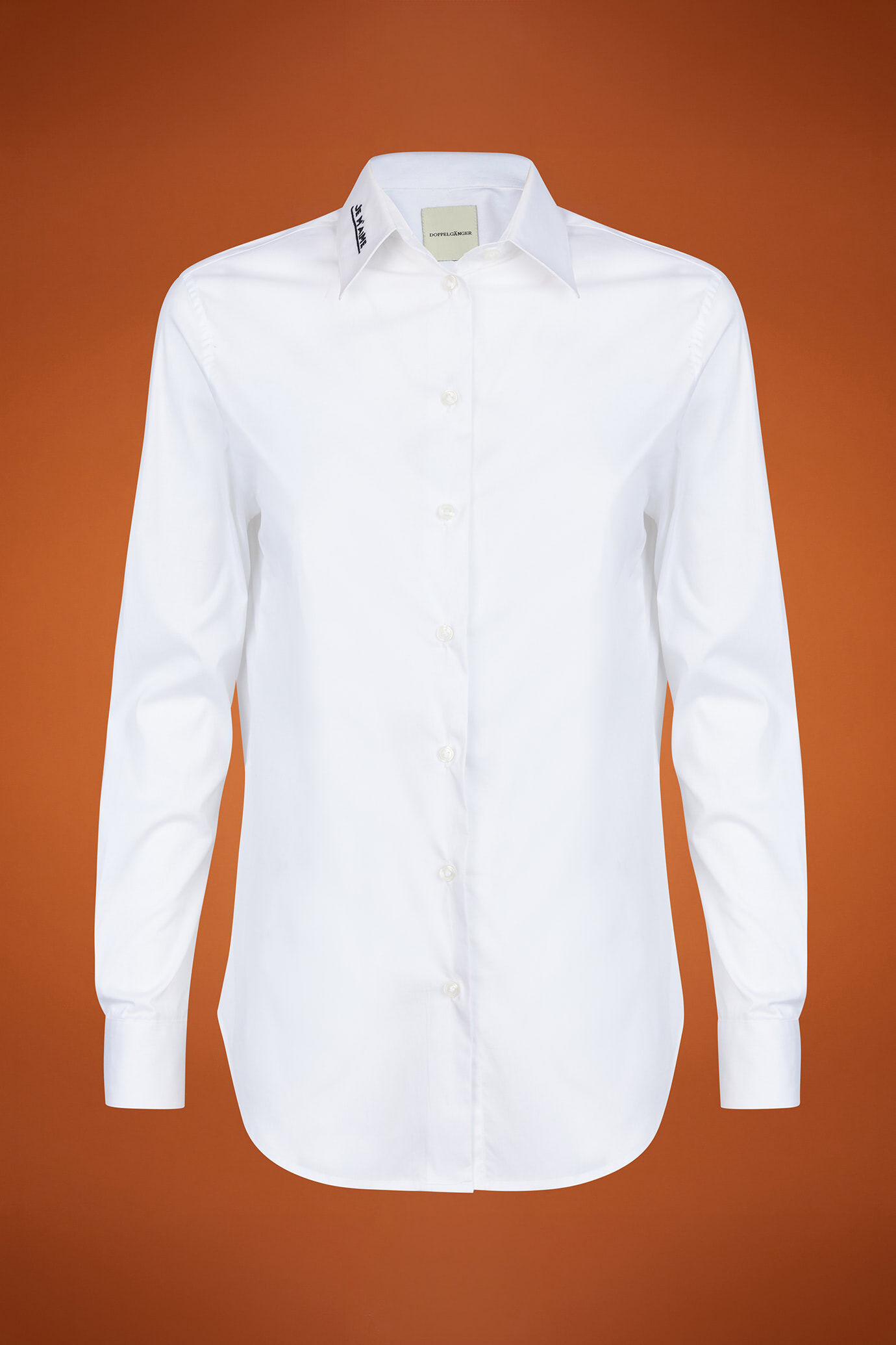Chemise femme décontractée, unie, avec broderie "Je m'aime", coupe classique image number 5