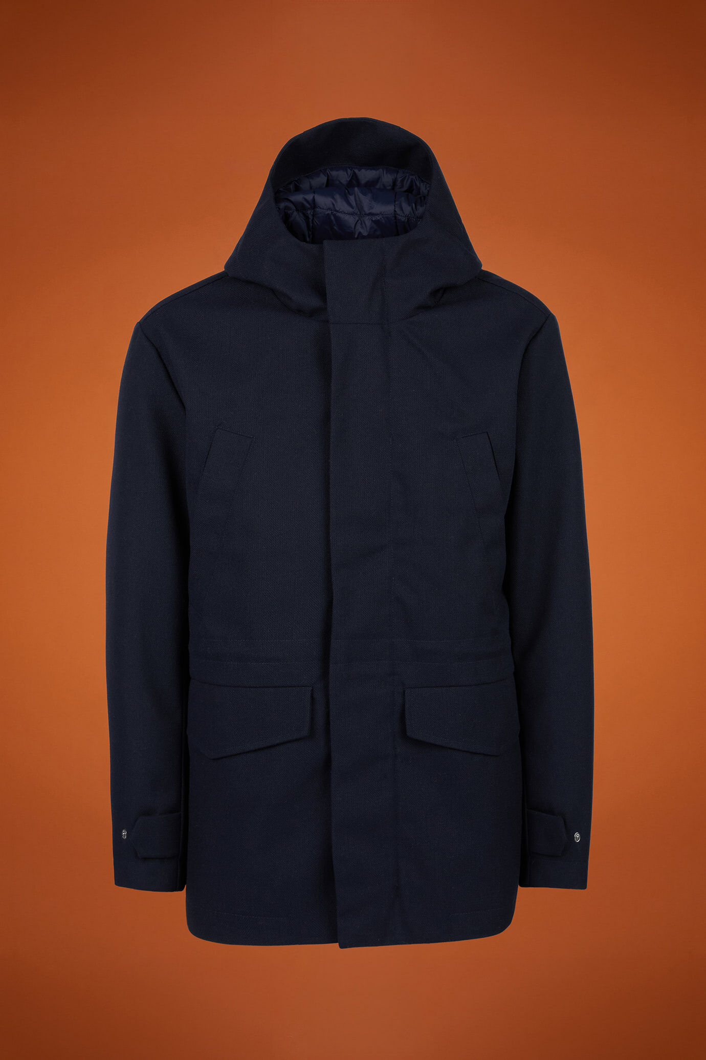 Gefütterte Herrenjacke aus technischem Gewebe mit verstellbarer Kapuze in Übergröße image number 4