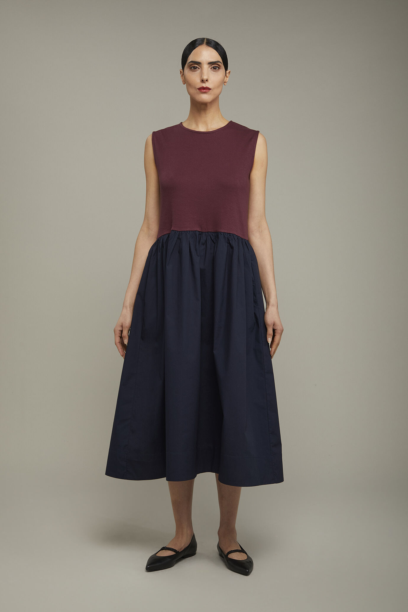 Abito midi donna smanicato bicolore 100% cotone in jersey regular fit image number 2