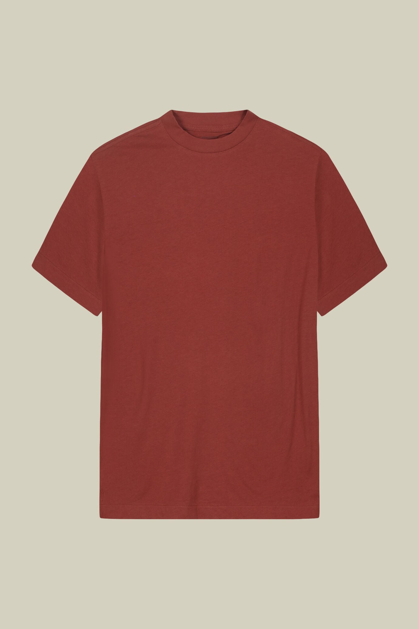 Men's T-shirt in 100% cotton jersey with slightly high neck