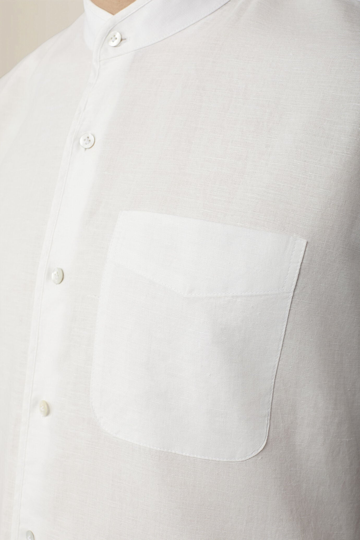 Camicia uomo casual collo alla coreana tessuto in lino e cotone lavato image number 3