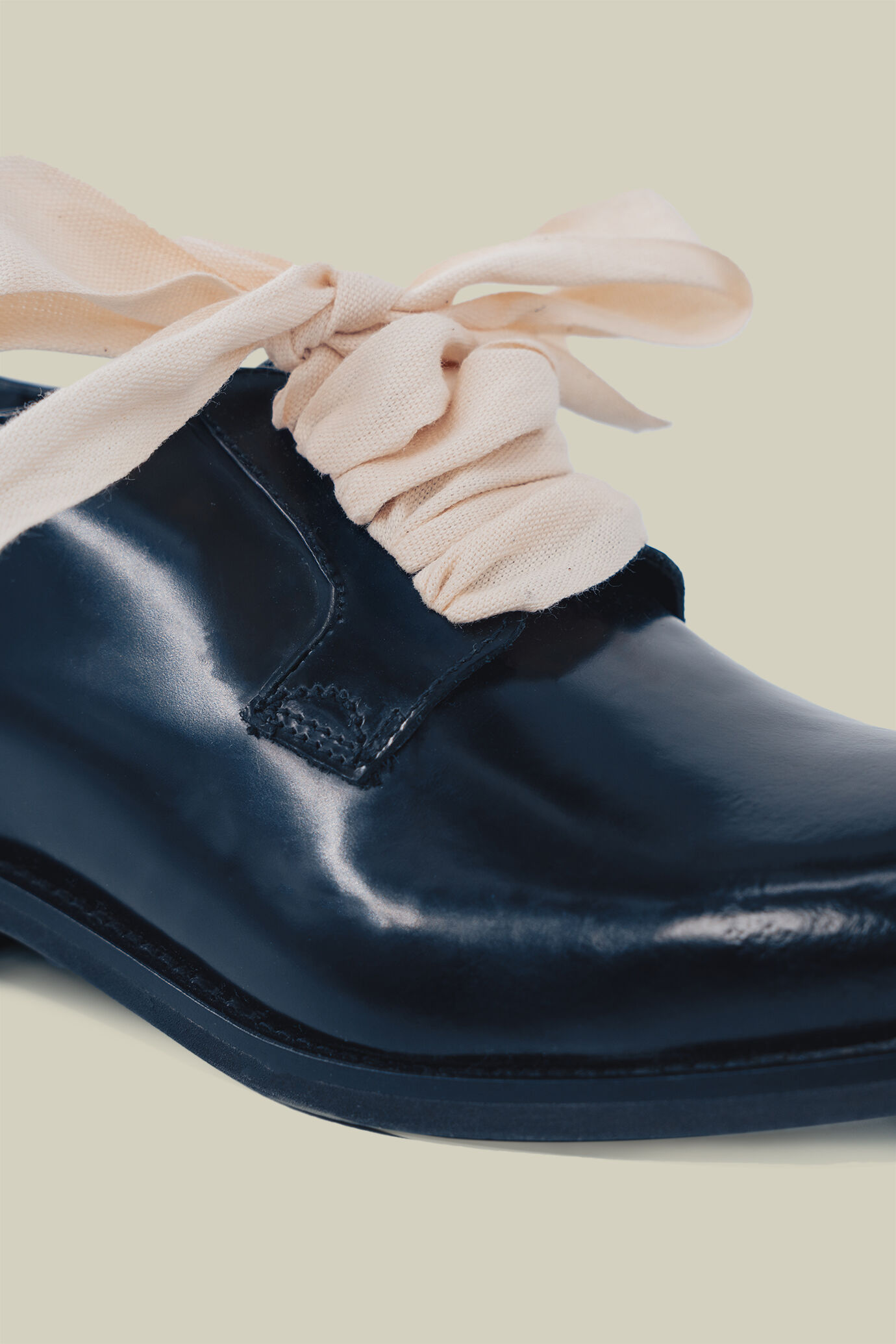 Damenschuhe 100 % Leder handbemalt "Imperfection” Limitierte Edition image number 4