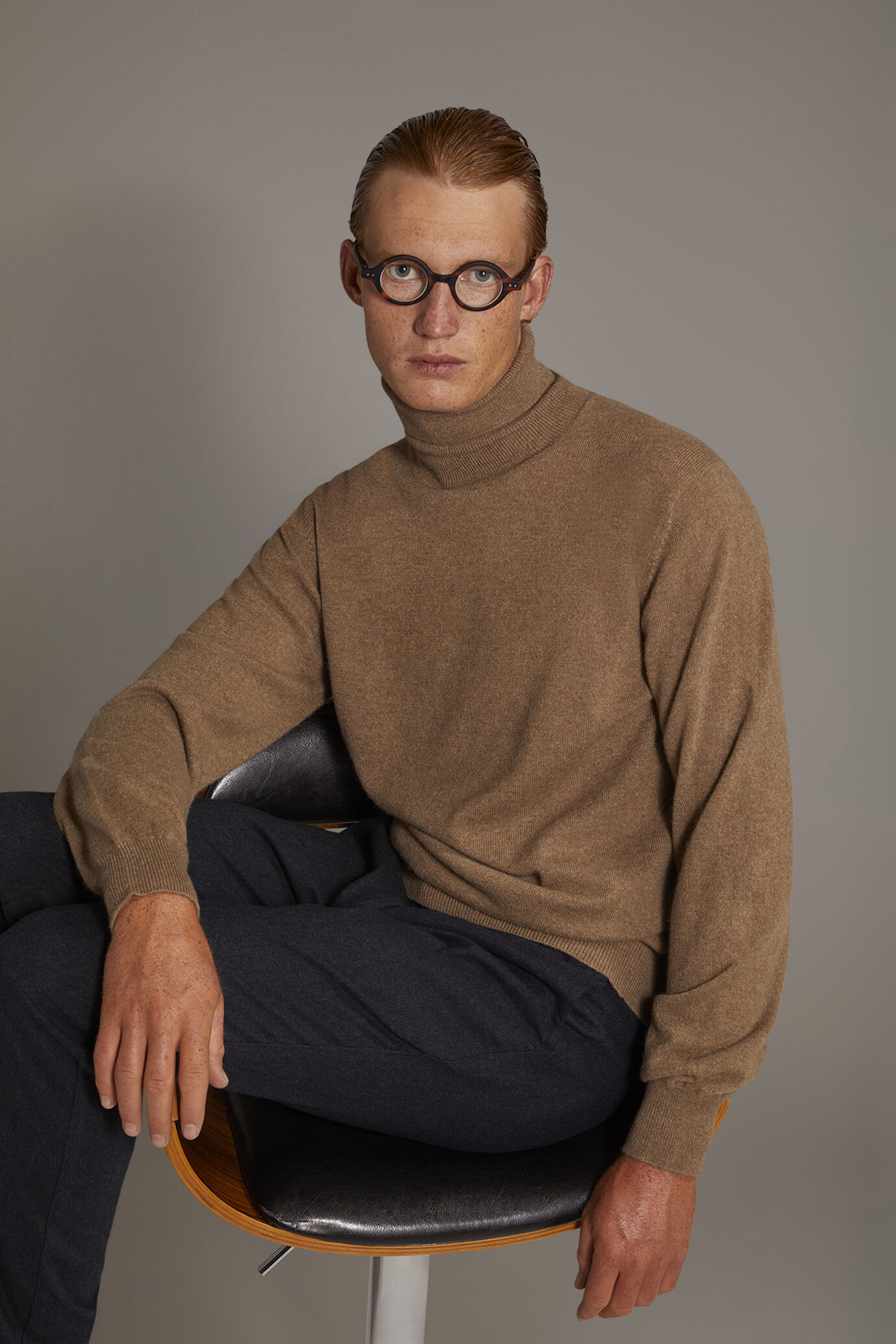 Turtleneck sweater 100% cachemire image number 0