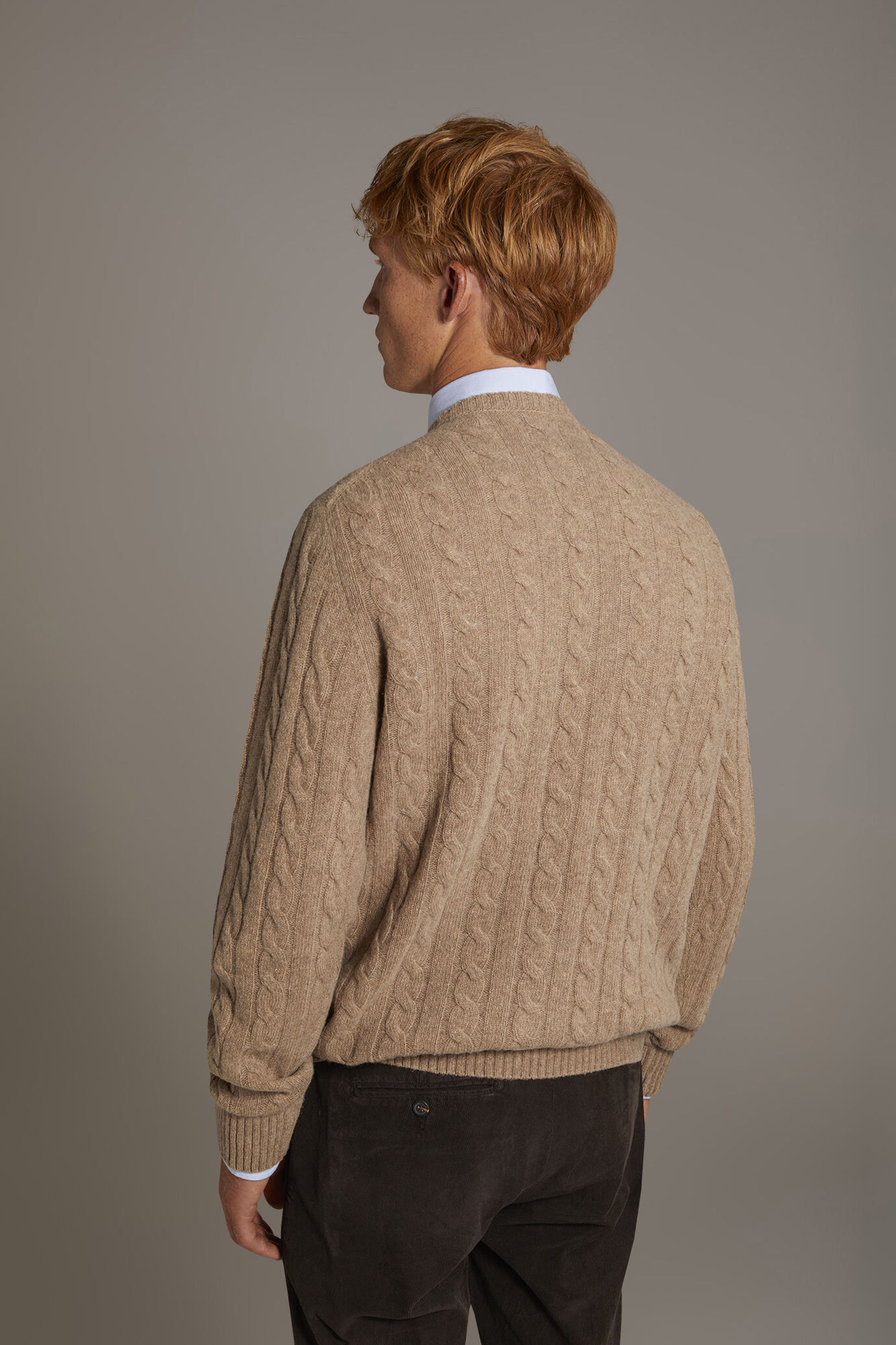 Round neck lambswool blend sweater image number 3