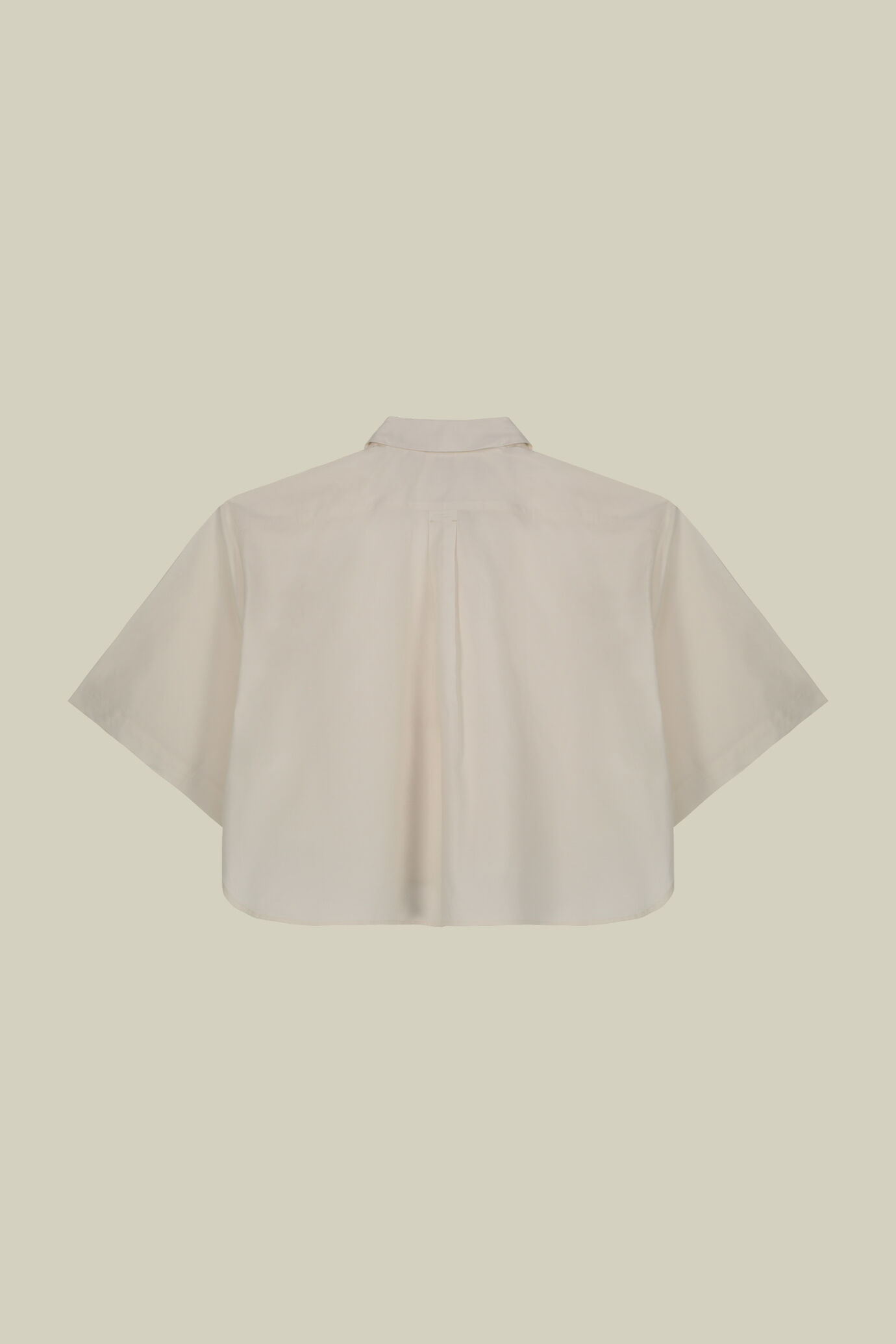 Women's boxy shirt with short sleeves and rounded hem image number 5