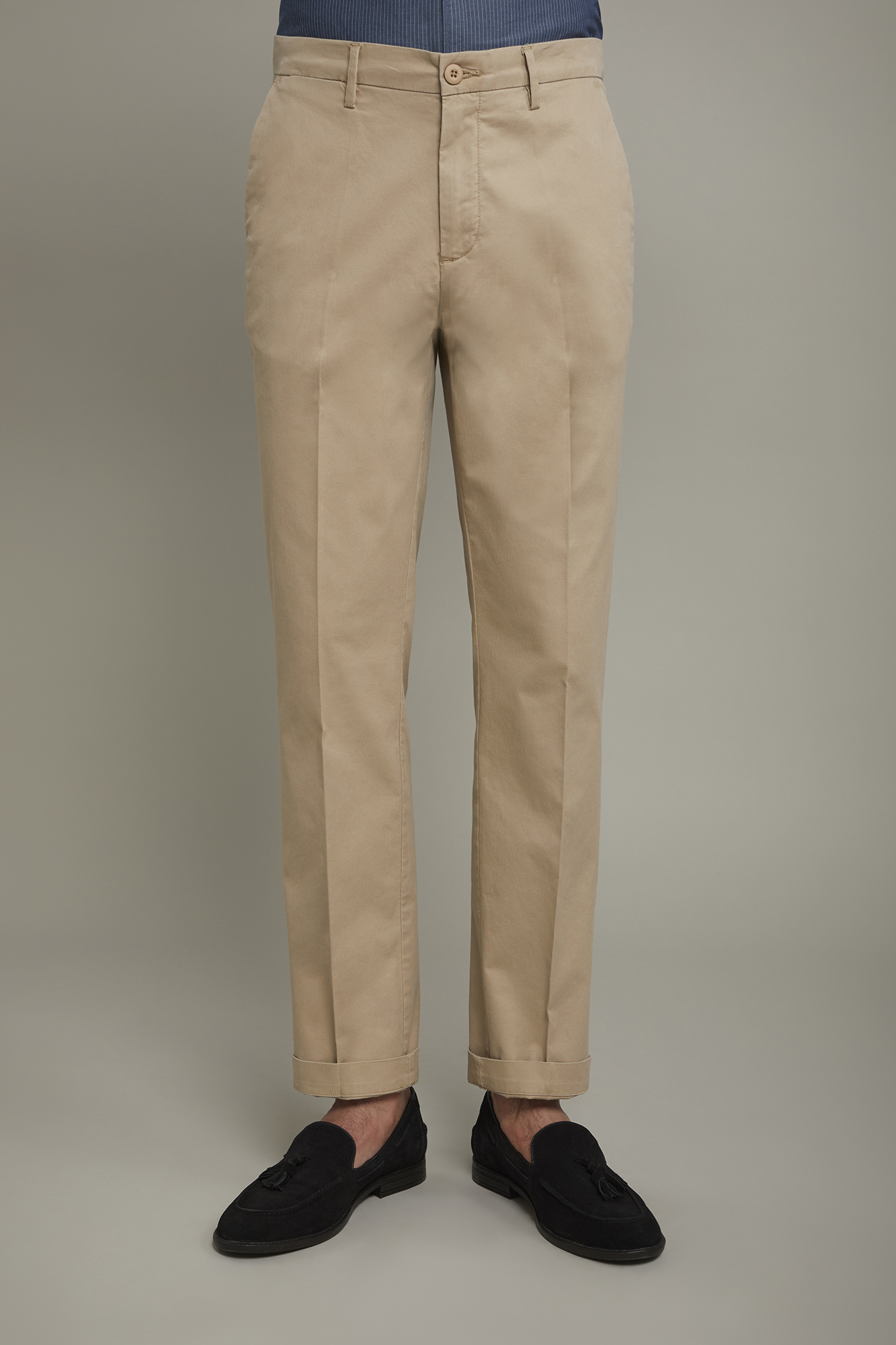 Pantalone uomo classico tessuto in cotone bacchettato tinto in capo regular fit image number null
