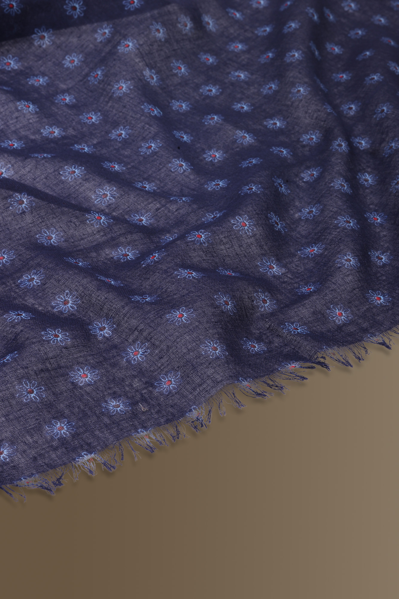 Sciarpa disegno fantasia tessuto in cotone image number 1