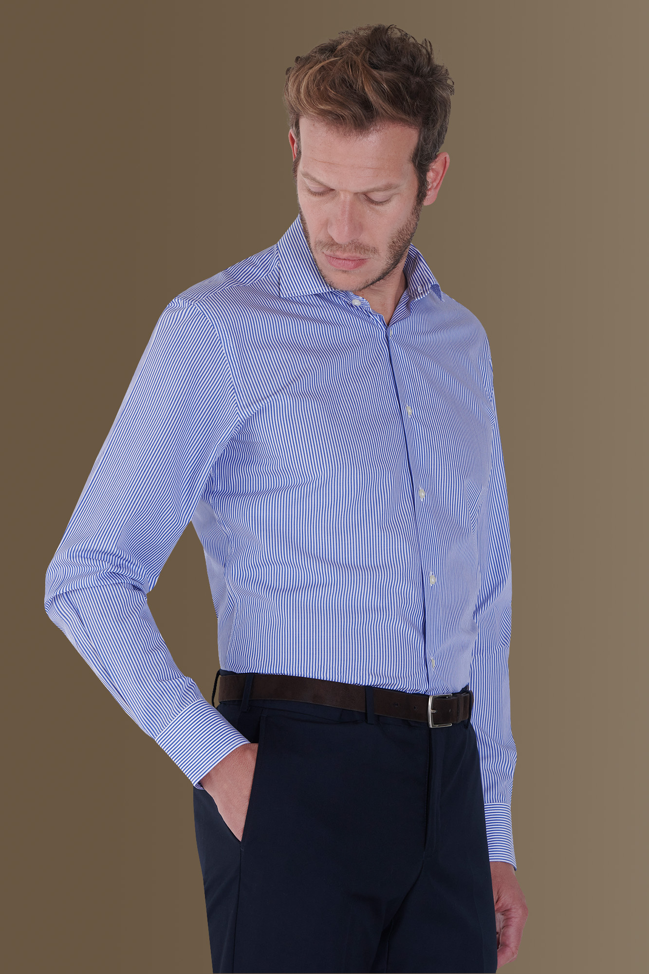 Camicia classica uomo collo francese 100% cotone tinto filo a righe bicolori image number 2