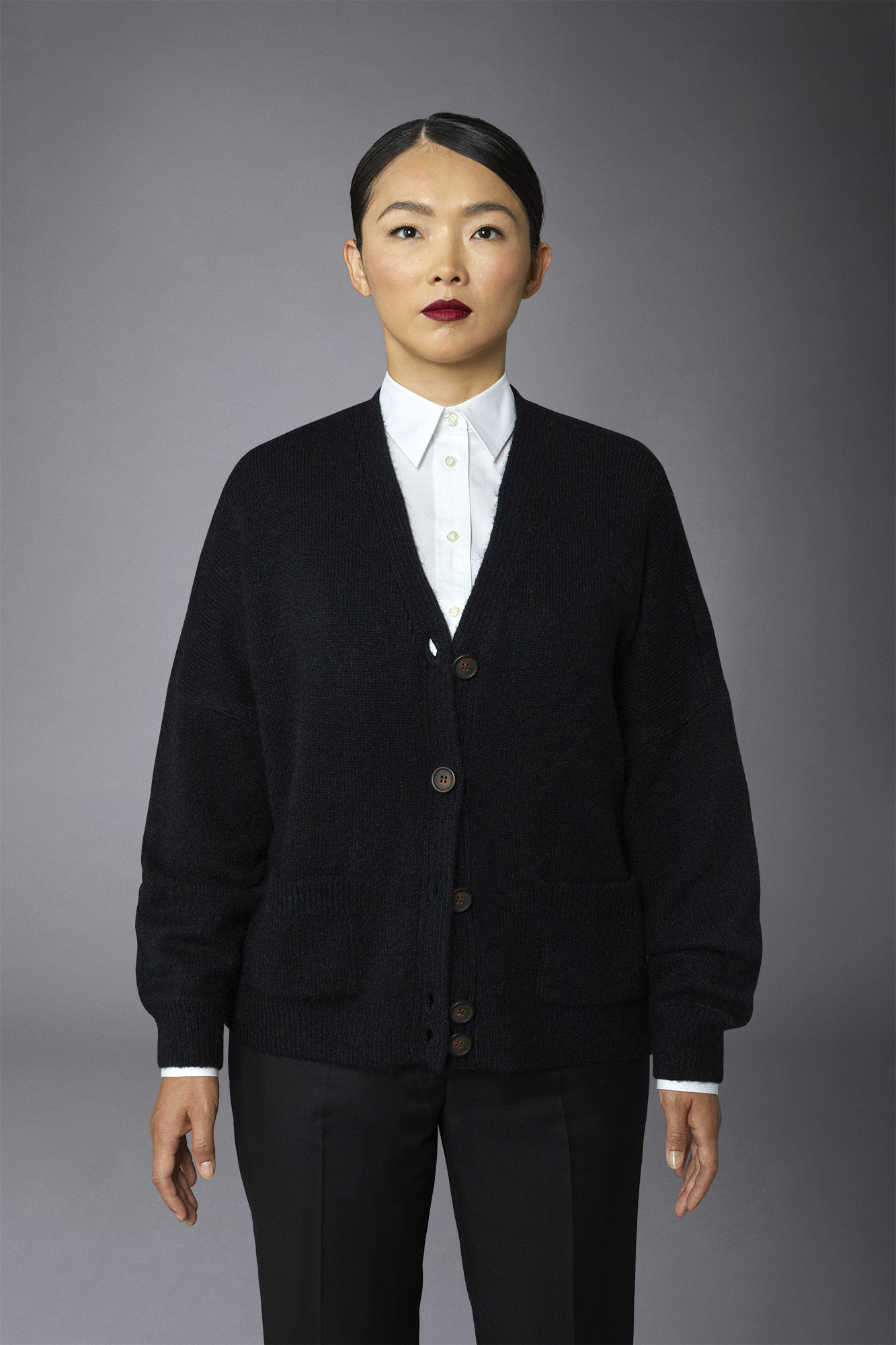 Ulla Popken Cardigan Donna Scollo A V – Abbottonatura, Maglia Fine A Coste, Perfetto Per Tutte Le Stagioni