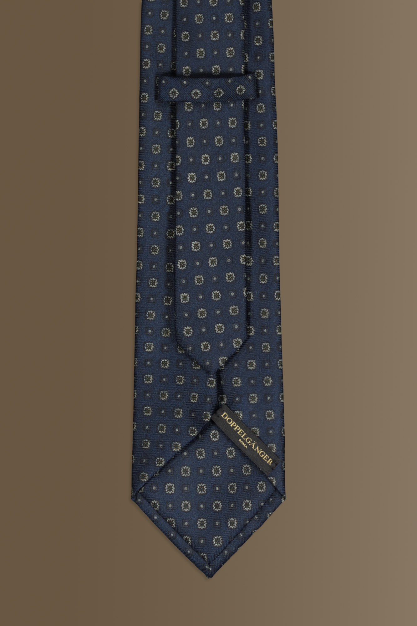 Cravatta uomo fantasia con tessuto effetto lana image number null