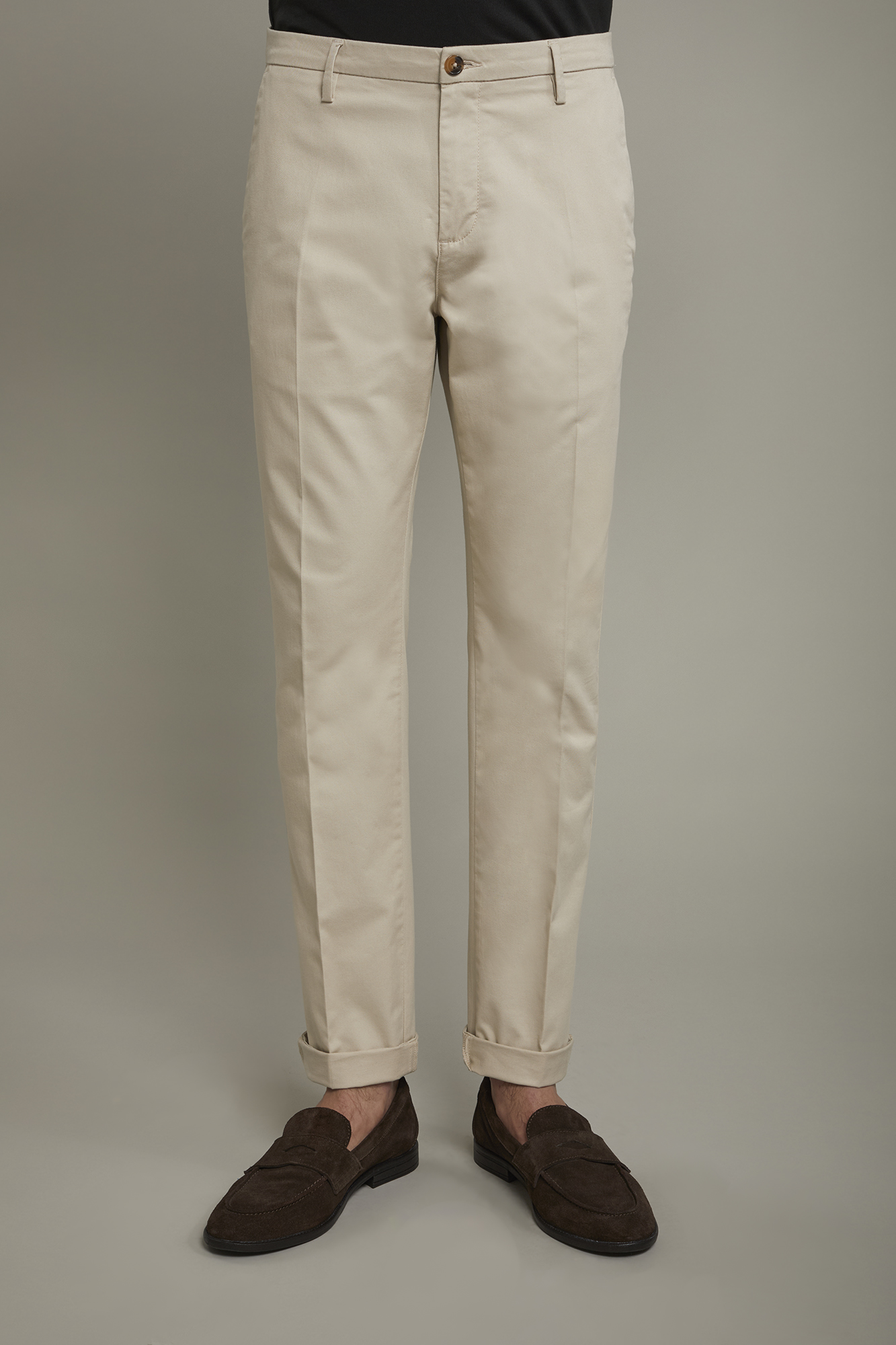 Pantalon chino classique pour homme en tissu sergé stretch coupe parfaite image number null