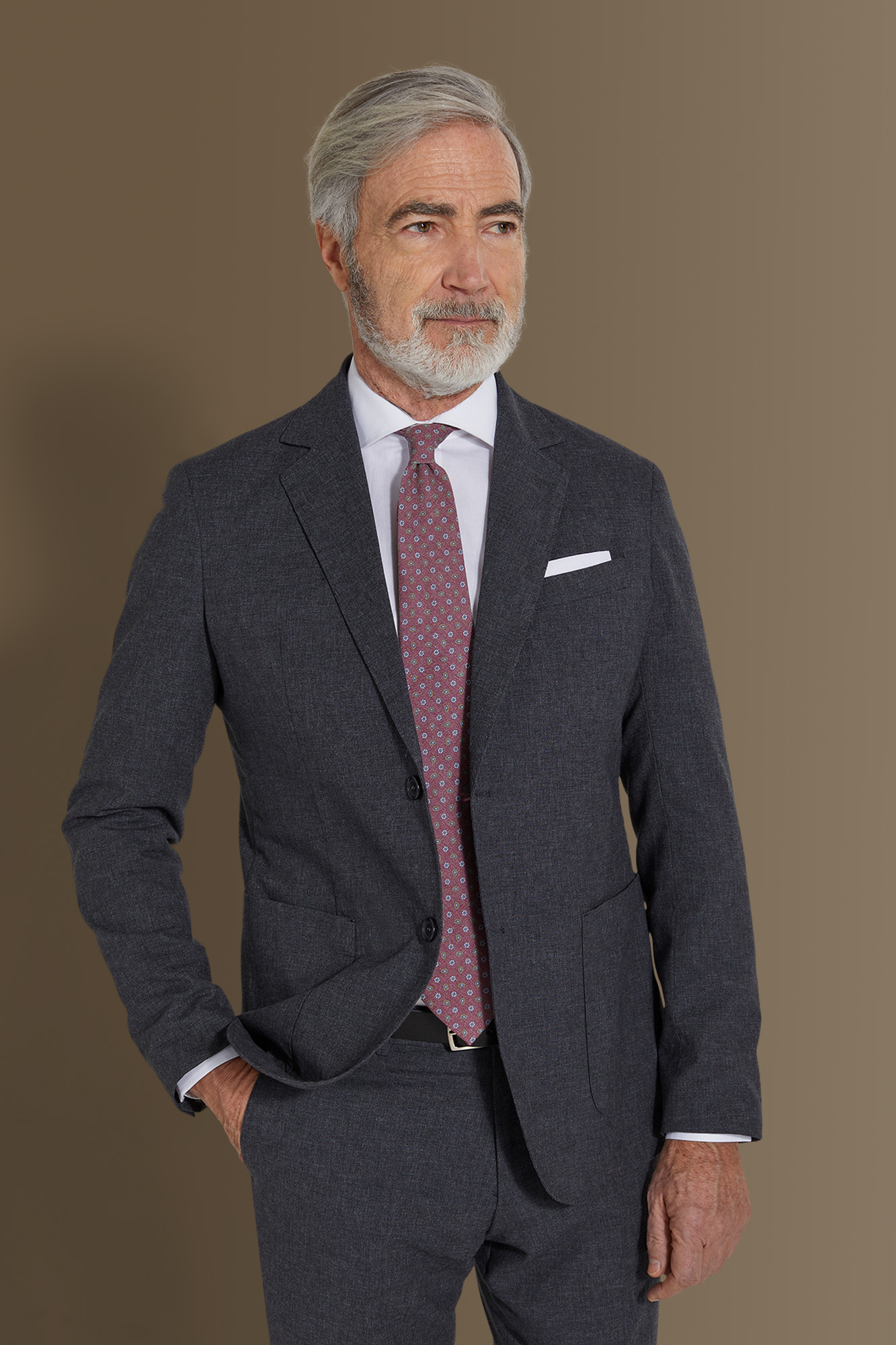Abito uomo monopetto con pantalone senza pinces 100% lino made in Italy image number null