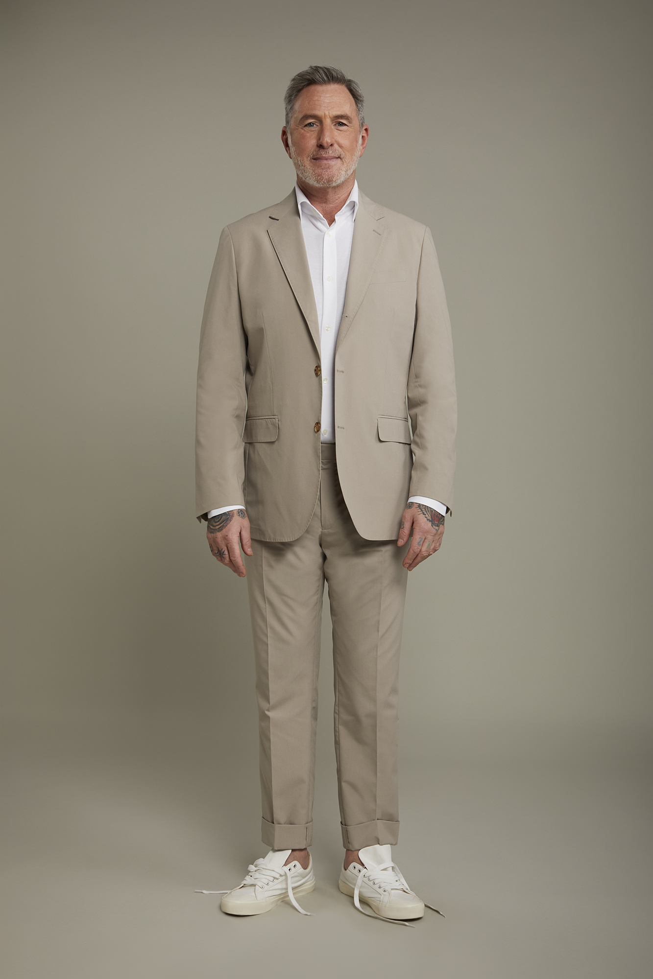 Men's single-breasted regular fit suit image number null