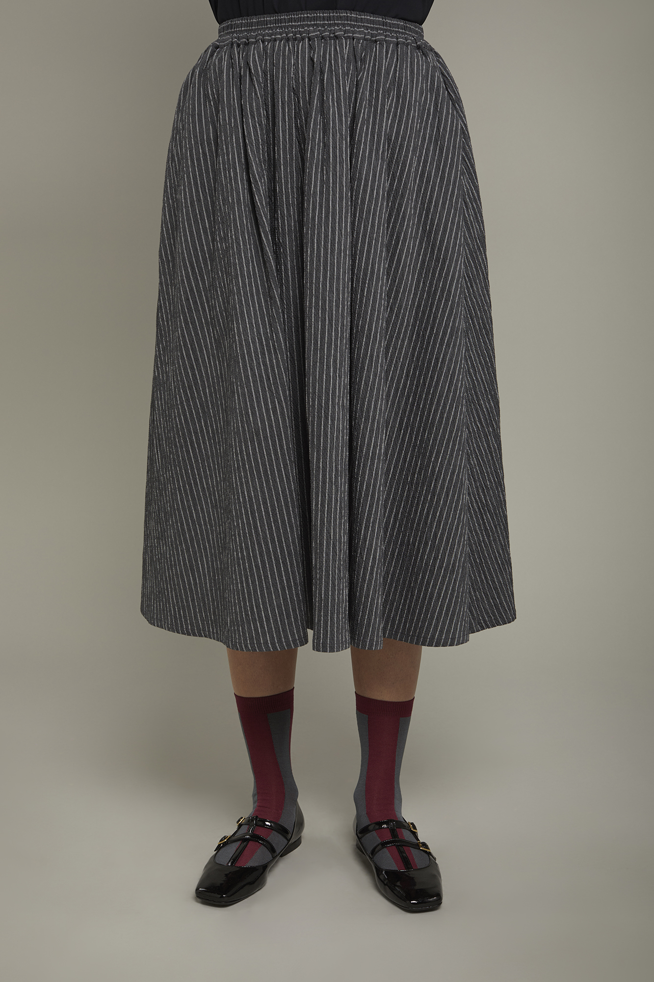 Jupe femme en coton gaufré à fines rayures coupe régulière image number null