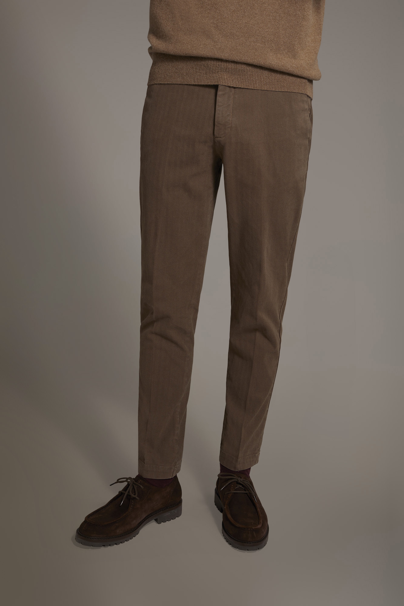 Pantalone classico regular fit tessuto spigato image number 2