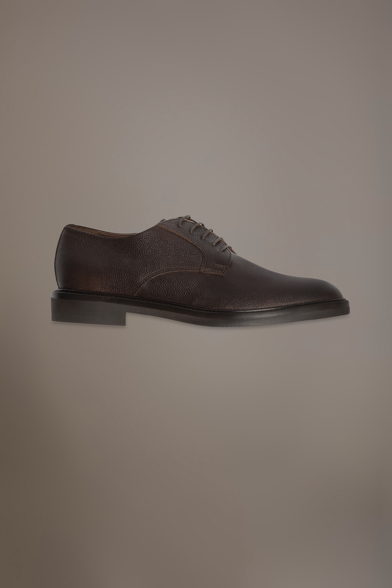 Scarpa derby uomo in 100% pelle tamburata image number null