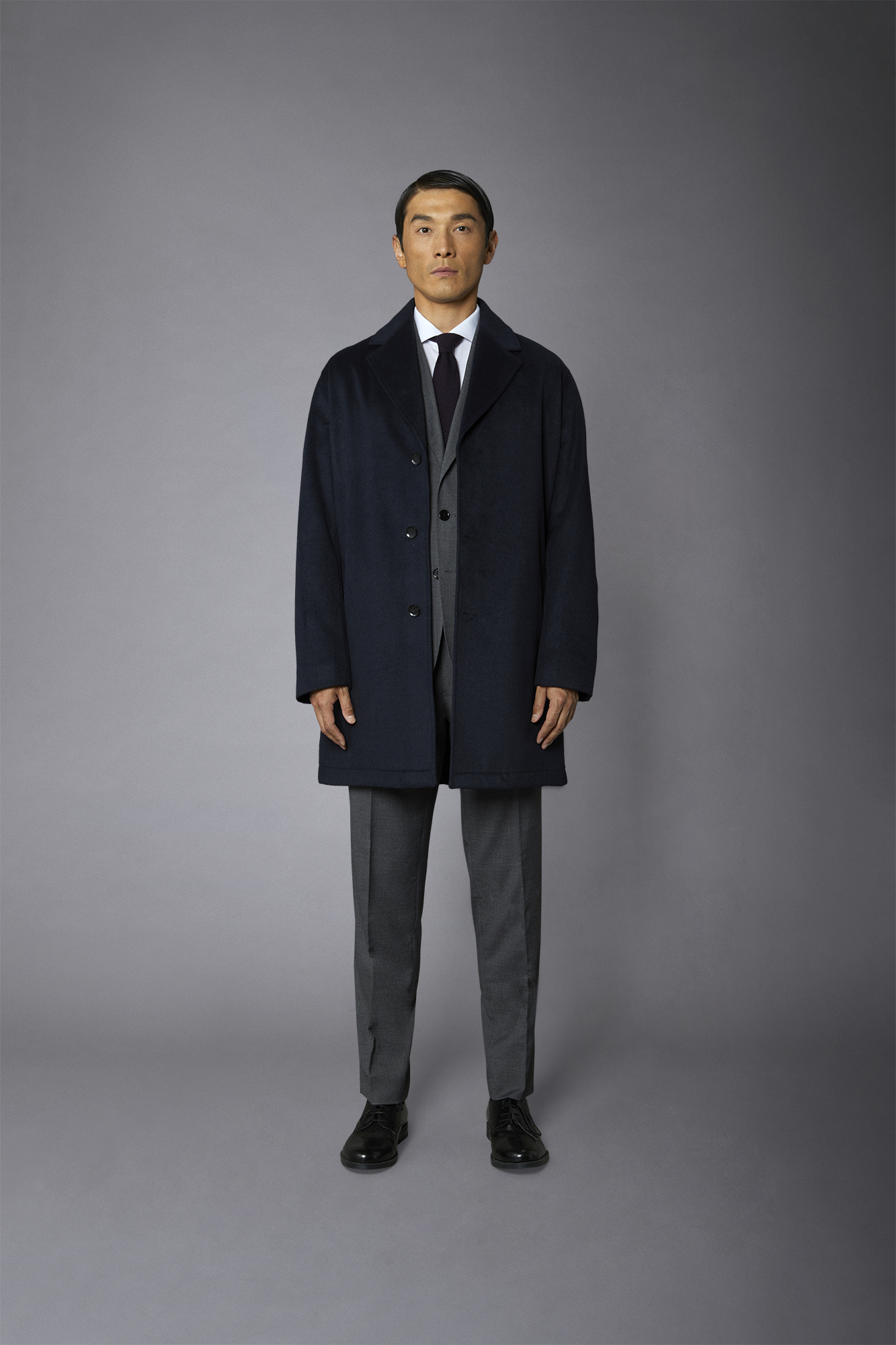 Men's classic single-breasted wool blend coat image number null