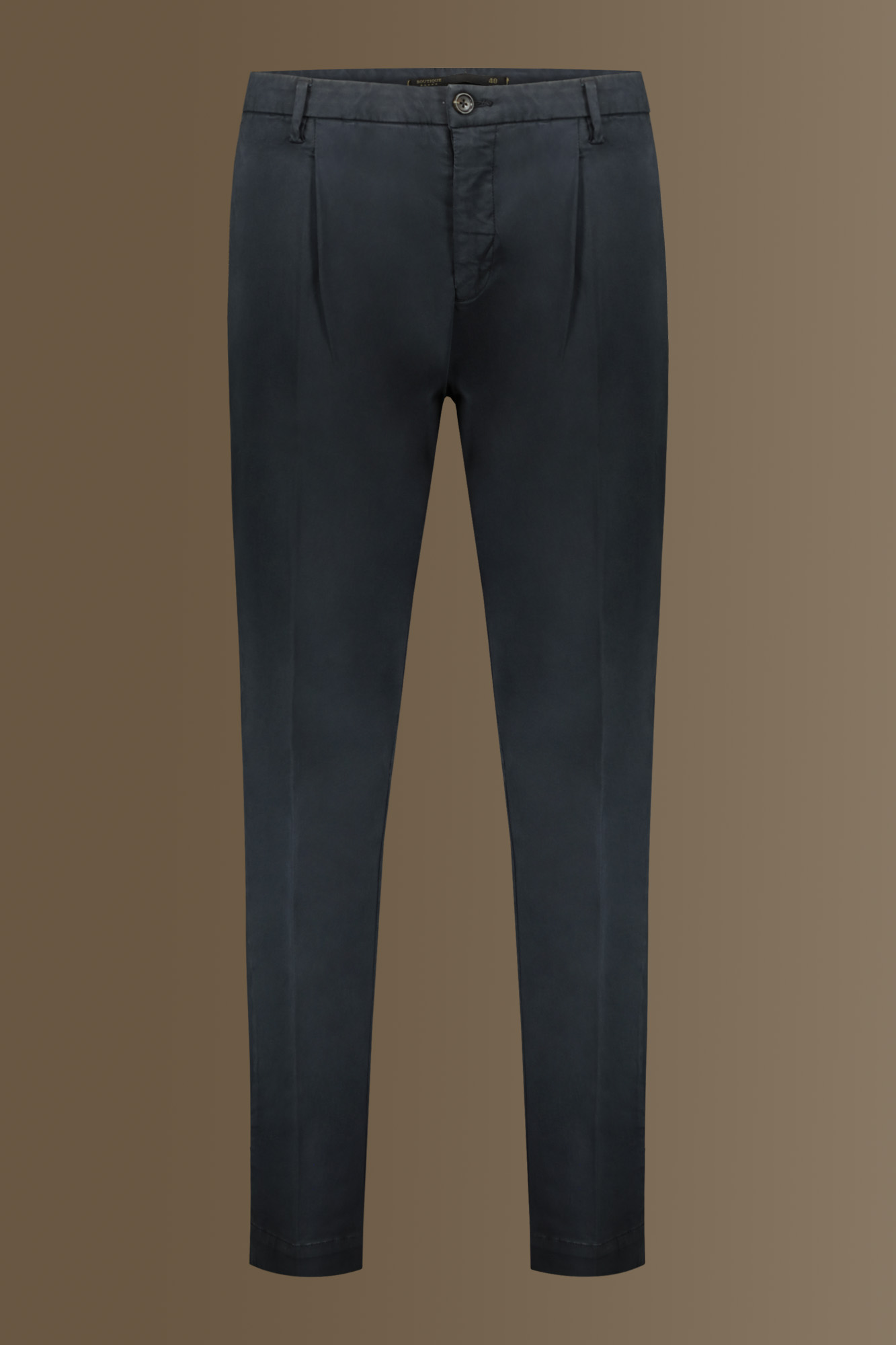 Pantalone chino con pinces singola tessuto in raso elasticizzato image number null